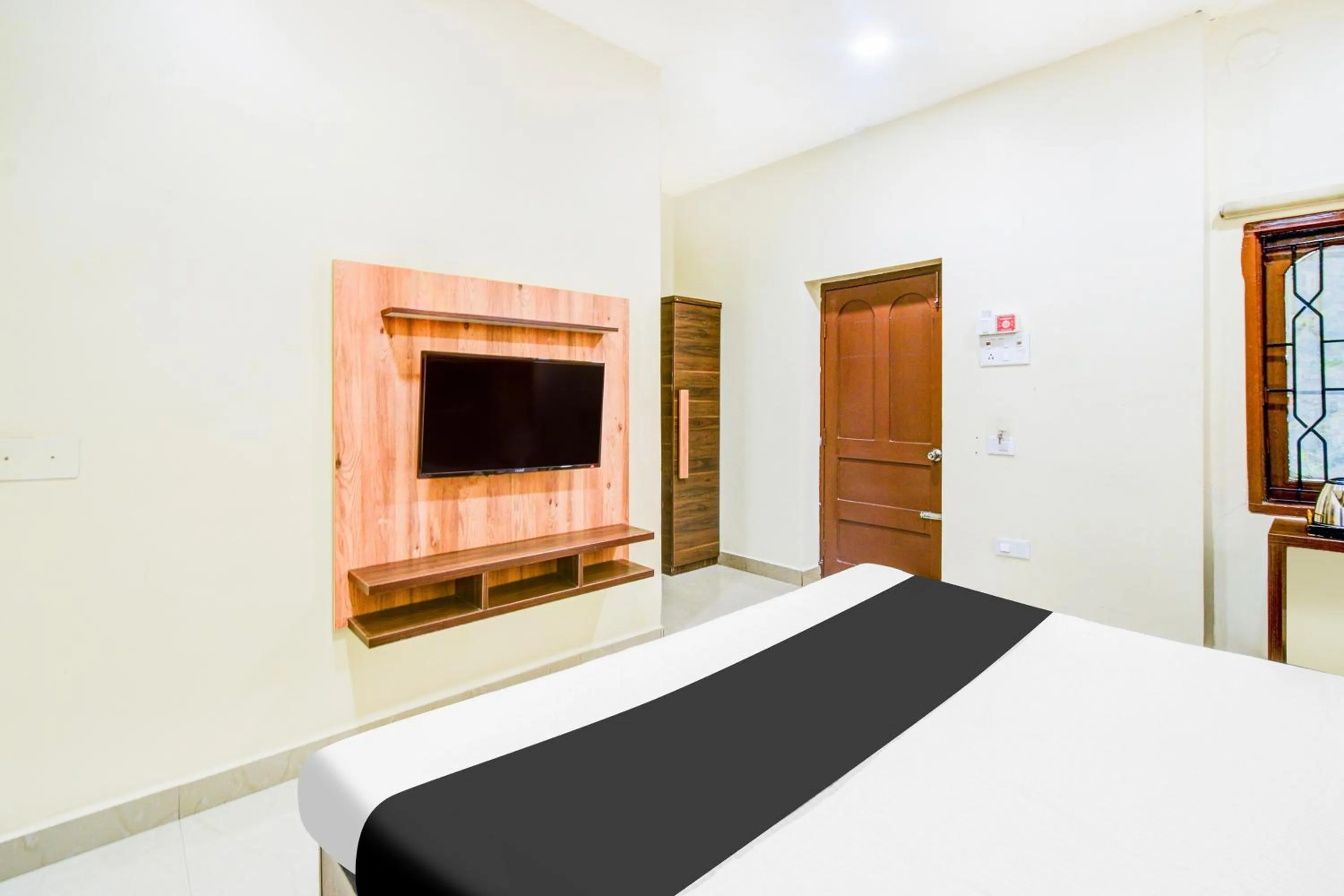 Bedroom, Bed in Super Townhouse Townvilla Guesthouse