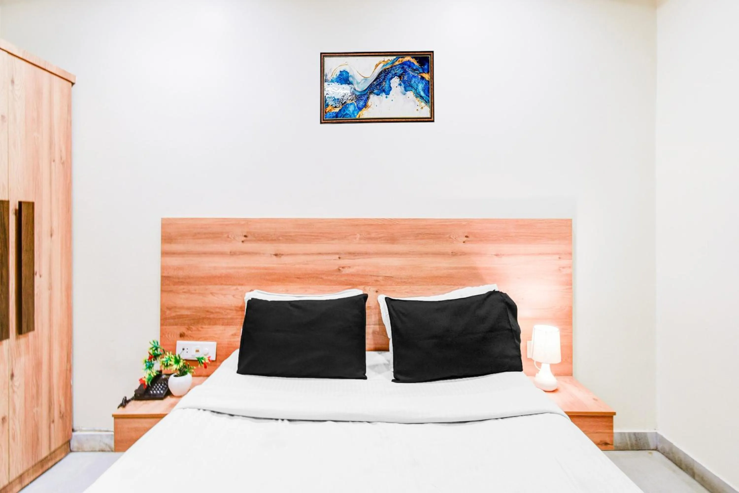 Bedroom, Bed in Super Townhouse Townvilla Guesthouse