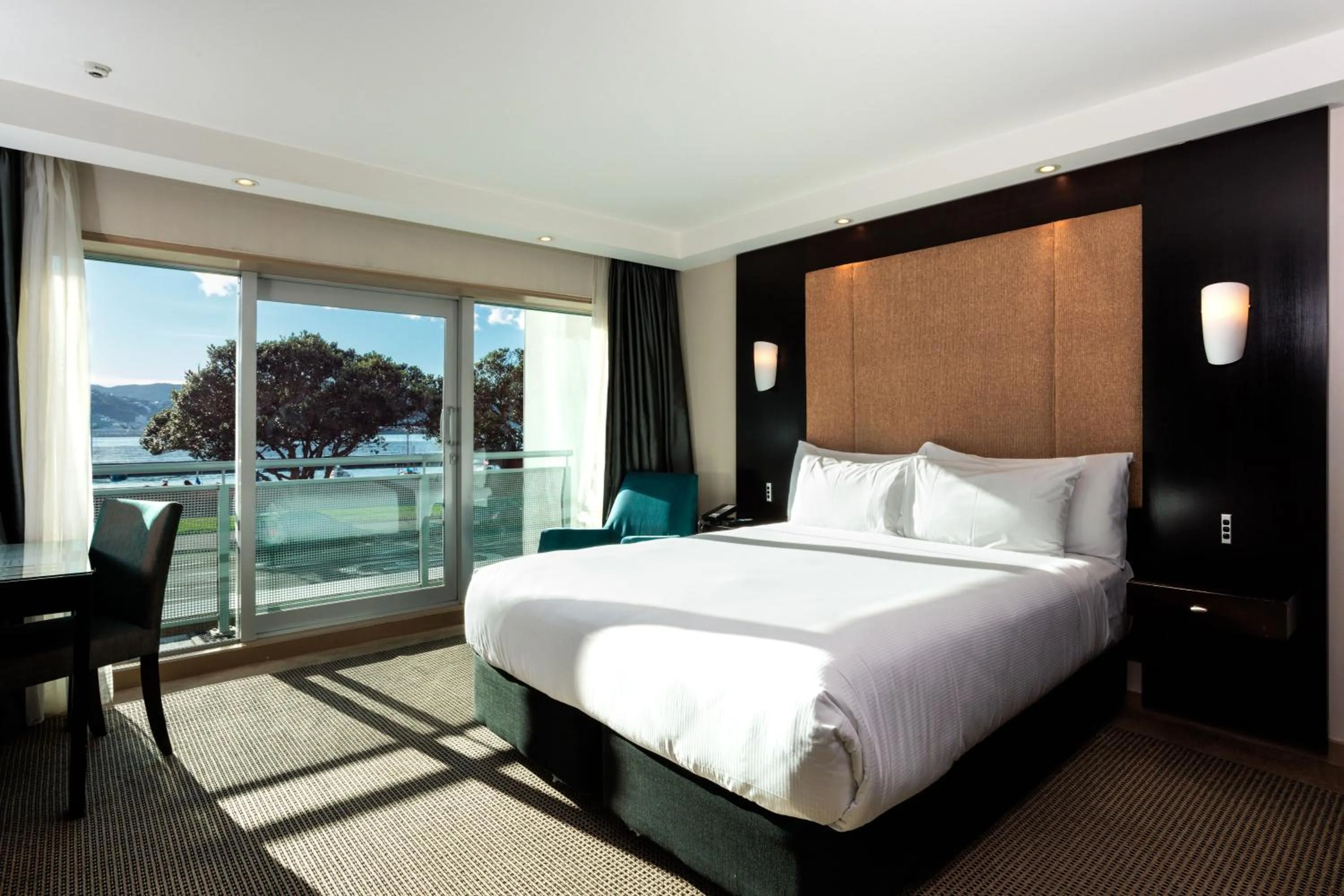 Deluxe Harbourview Family in Copthorne Hotel Wellington, Oriental Bay