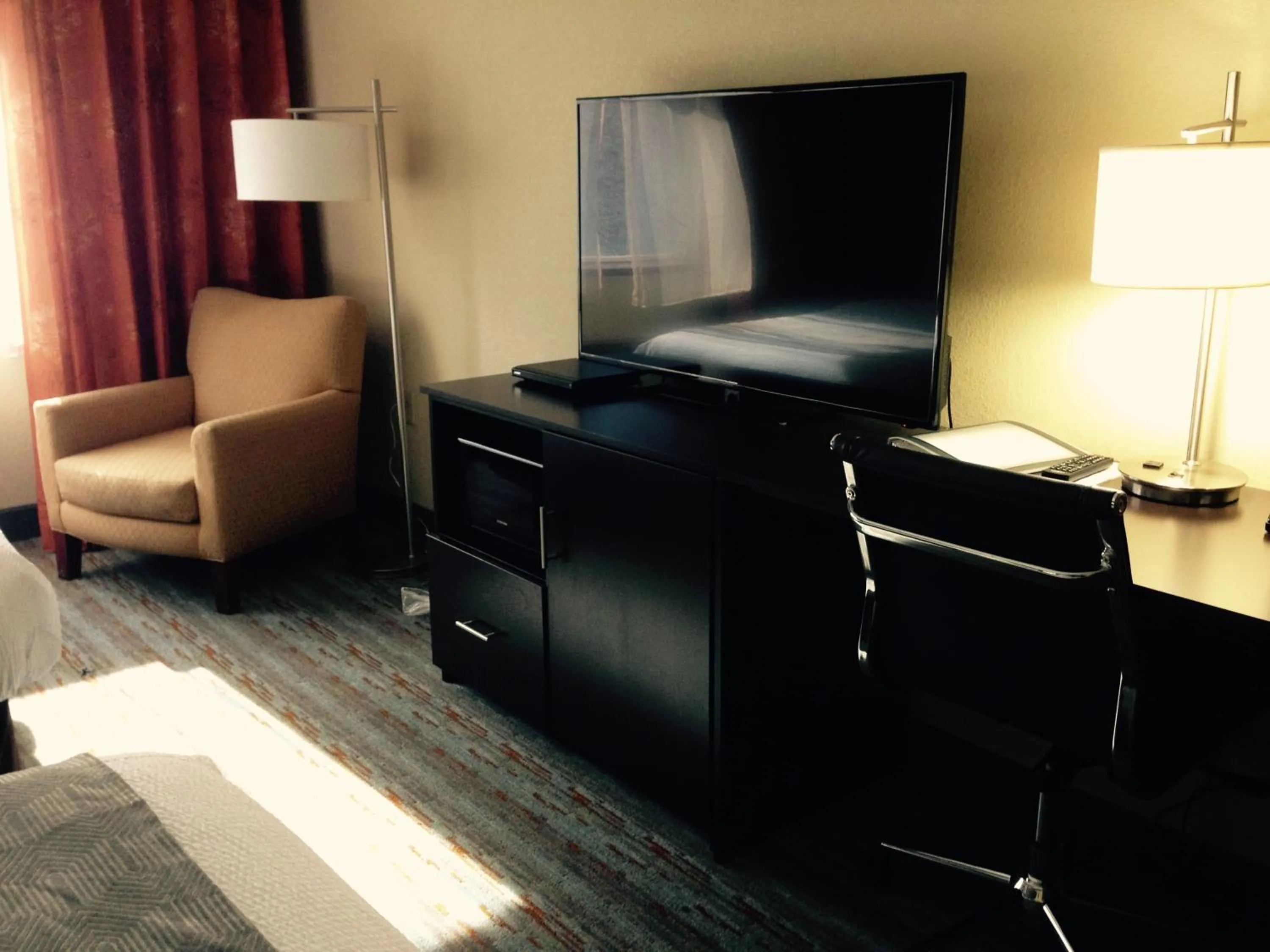 TV and multimedia in Cherokee Grand Hotel
