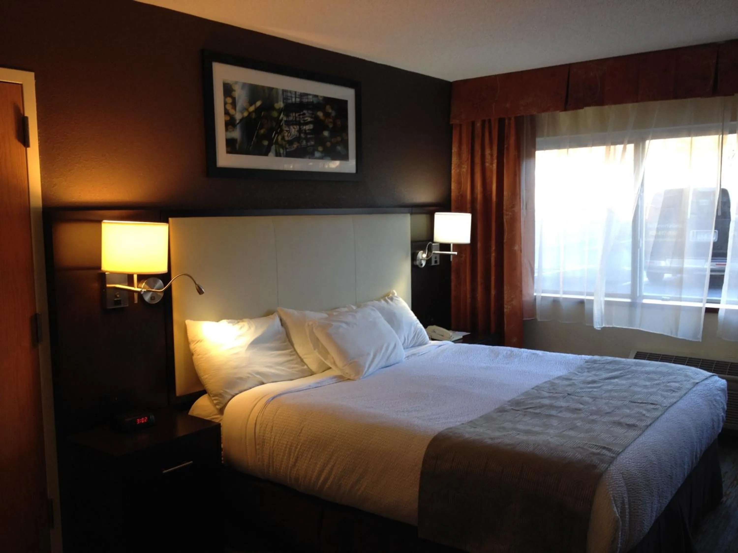 Bed in Cherokee Grand Hotel