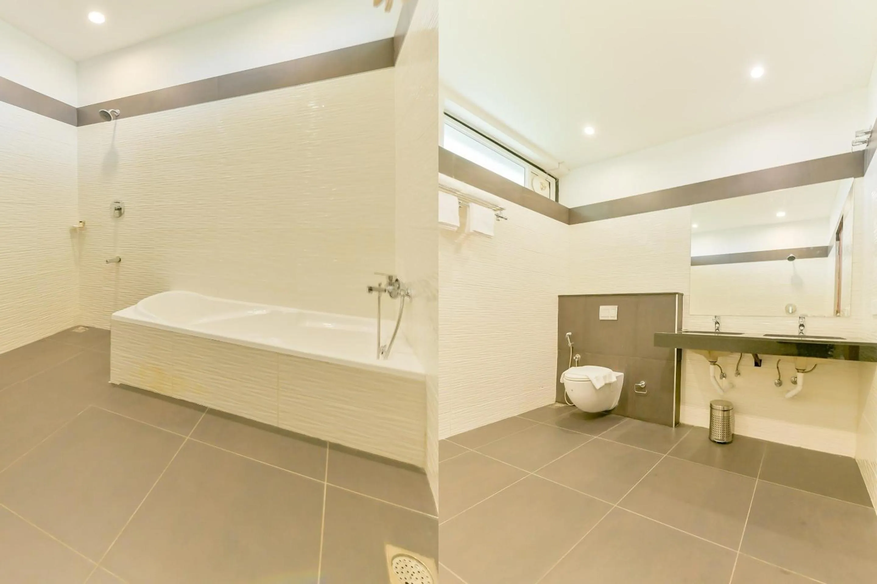 Bathroom in Super Townhouse Edassery Blue Bells