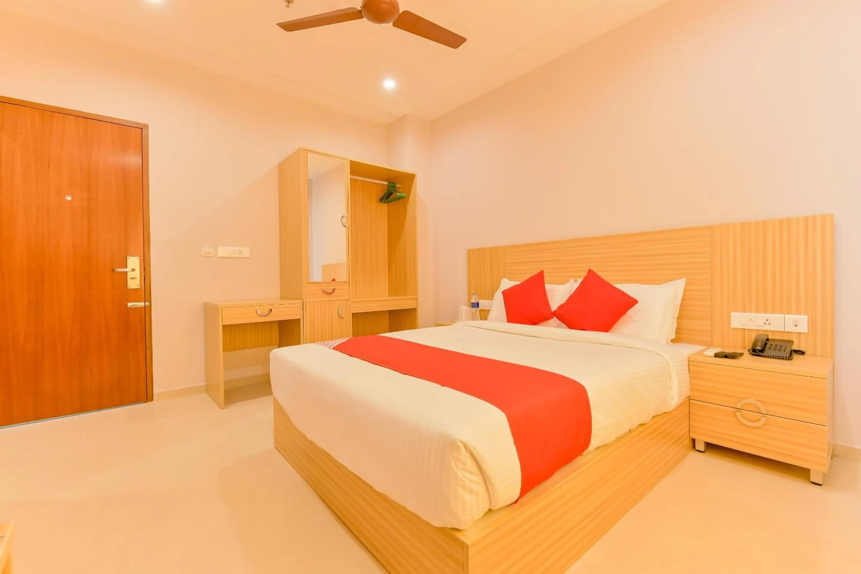 Bedroom, Bed in Super Townhouse Edassery Blue Bells