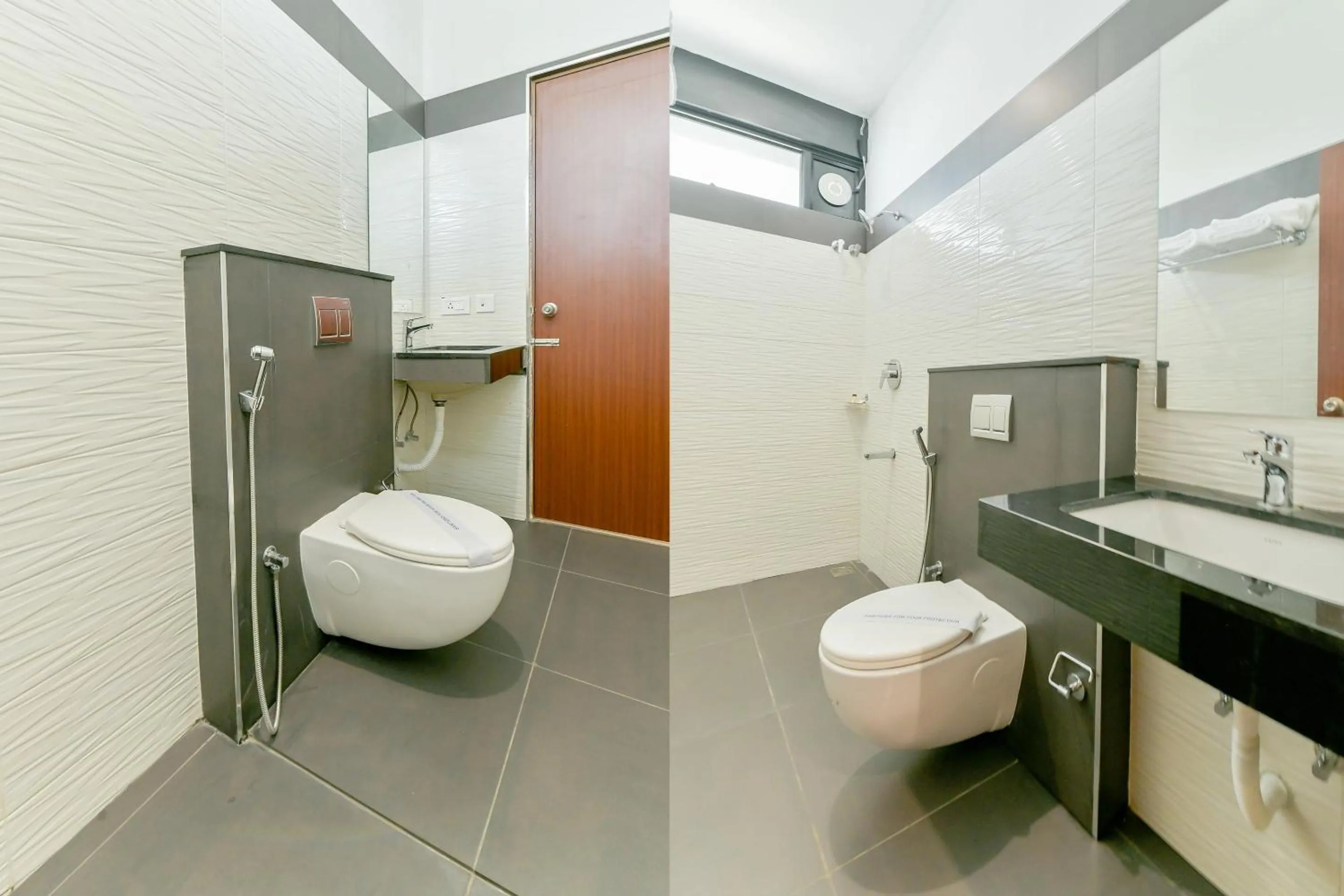 Bathroom in Super Townhouse Edassery Blue Bells