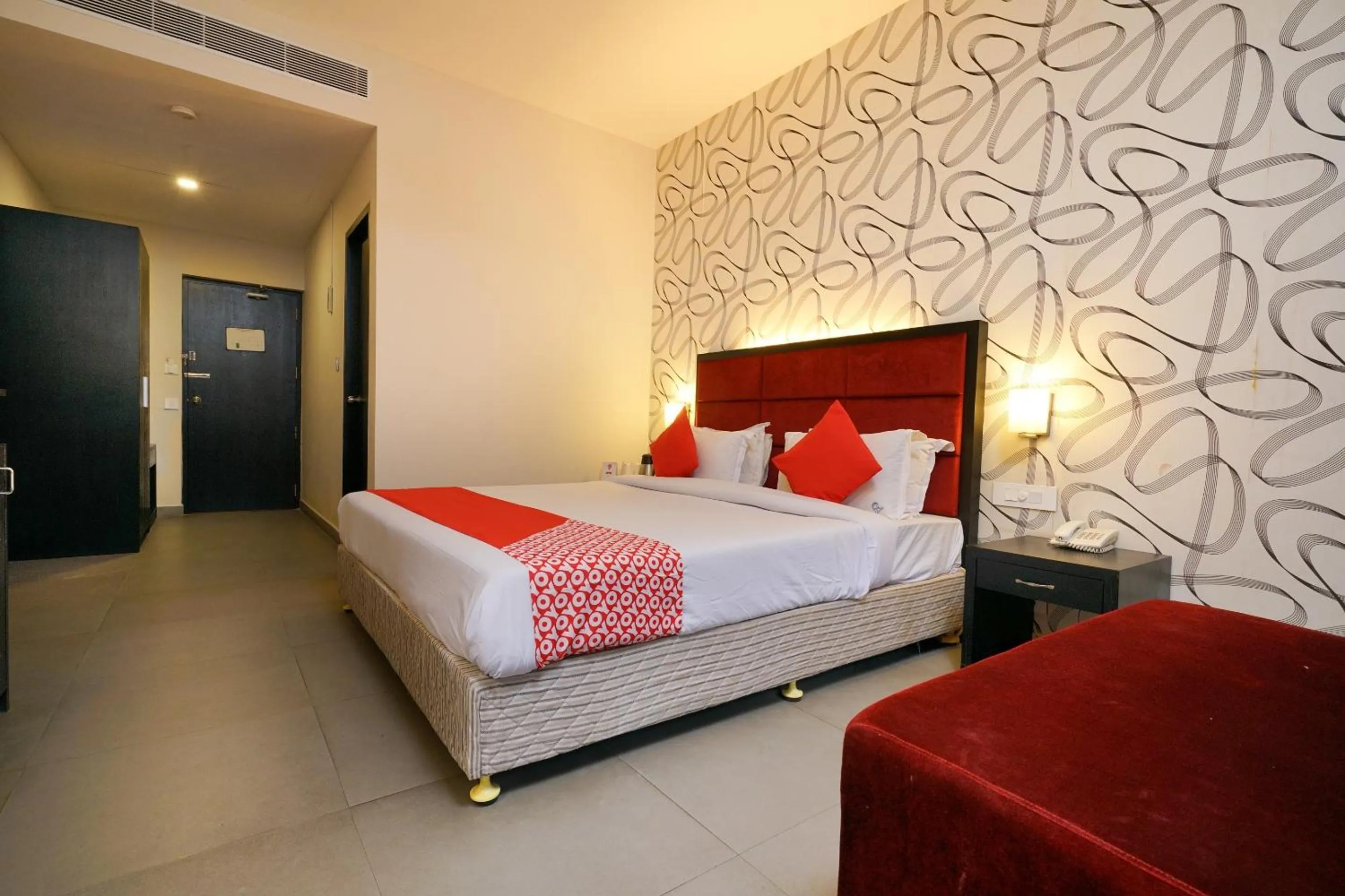 Bedroom, Bed in Townhouse Mookkannoor Tourist Home