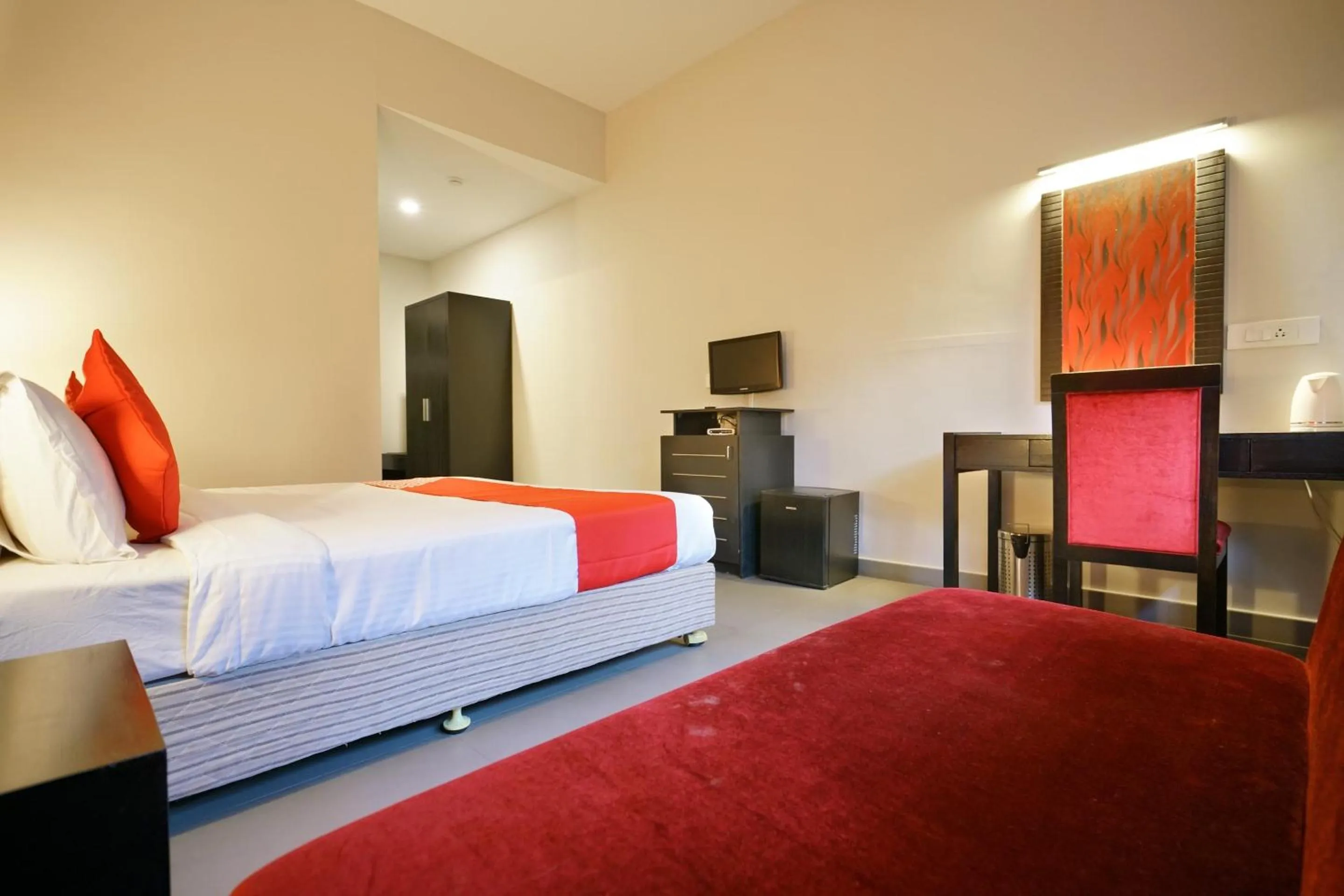 Bedroom, Bed in Super Townhouse Mookkannoor Tourist Home