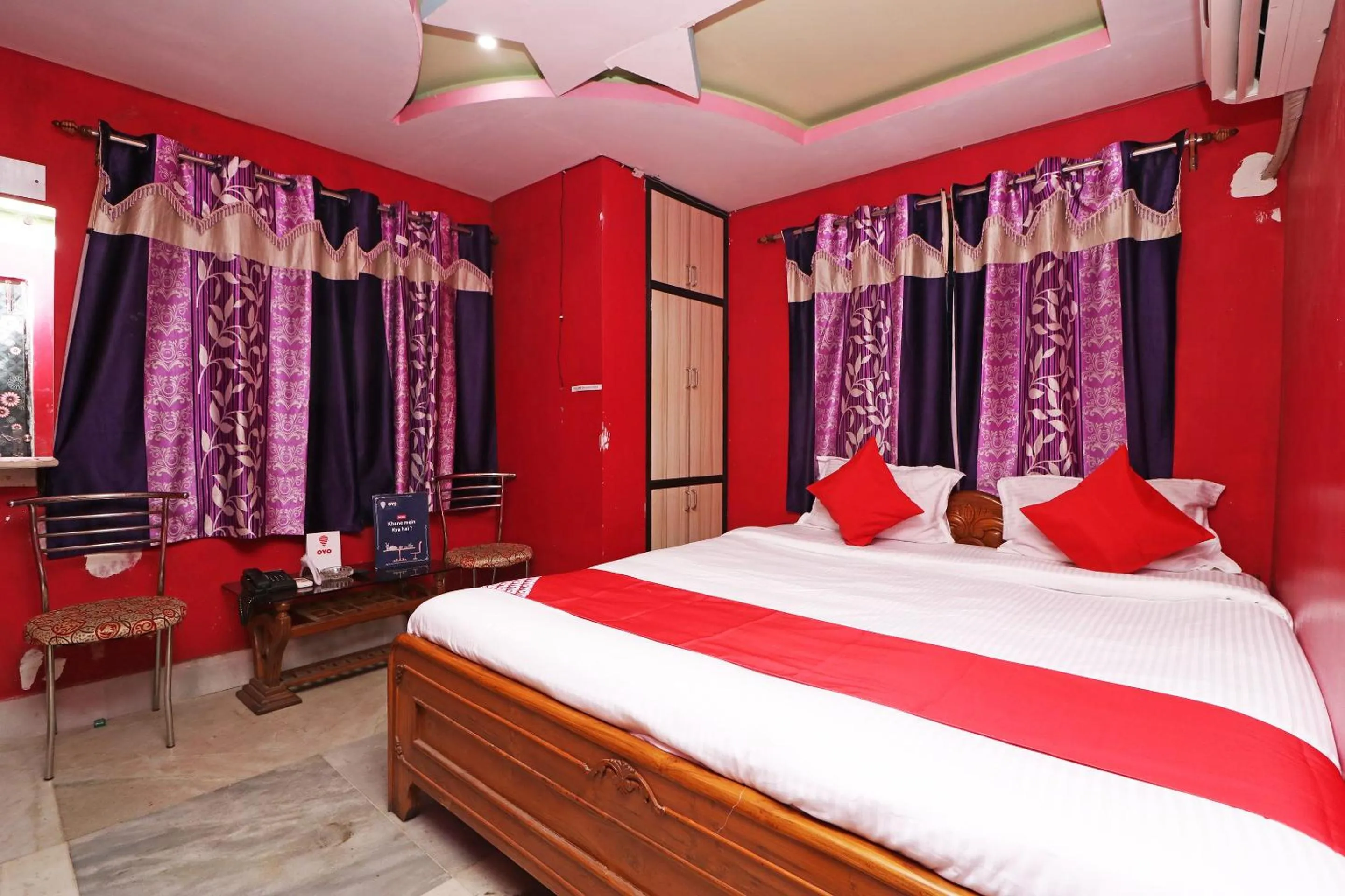 Bedroom, Bed in Xpress Inn