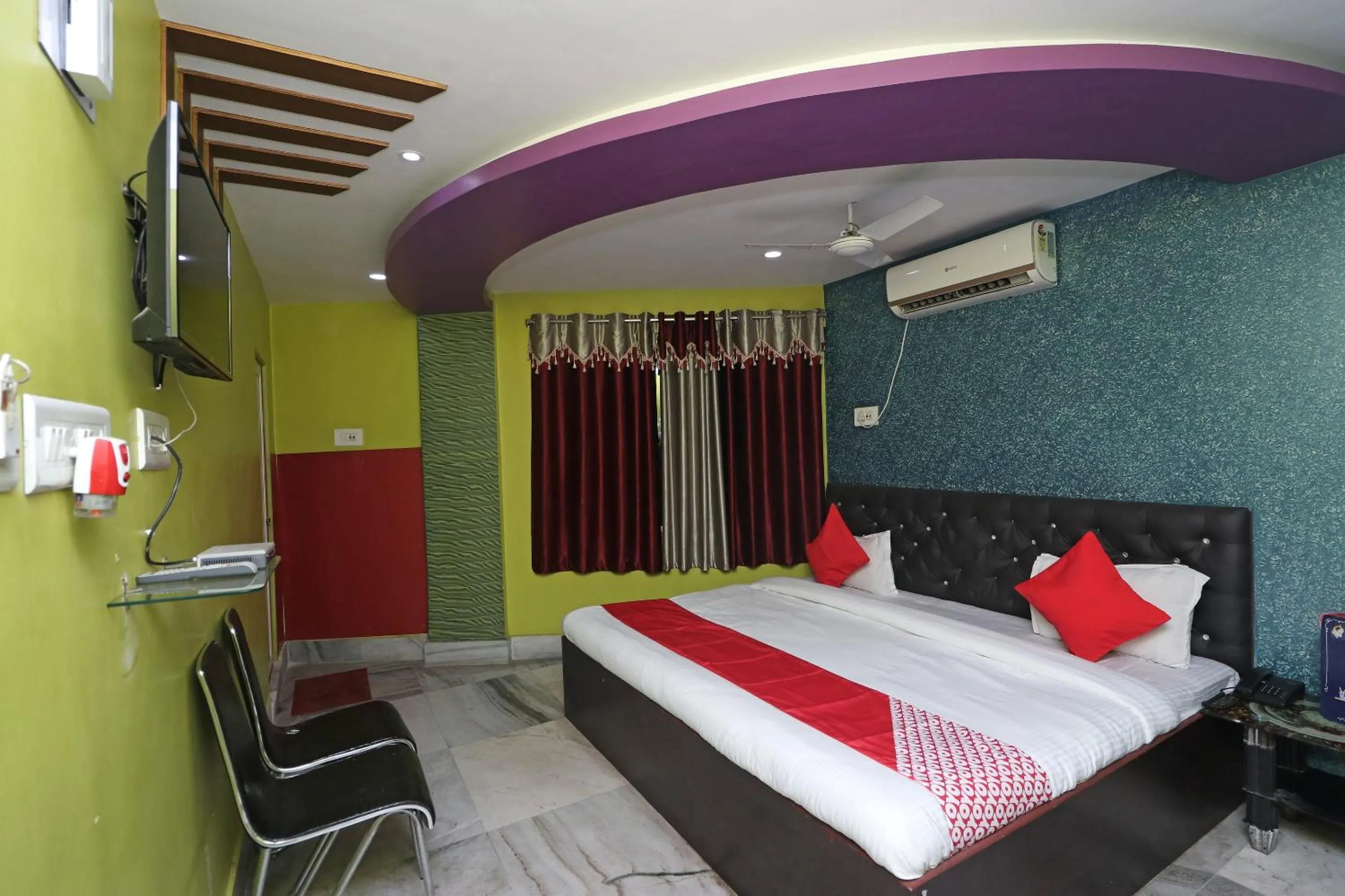 Bedroom, Bed in OYO 18490 Hotel Jagannath International