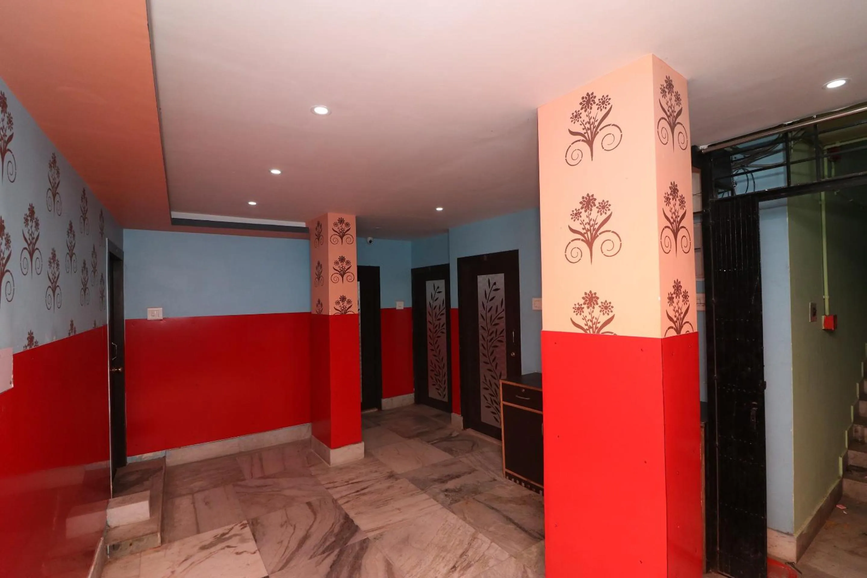 Lobby or reception in OYO 18490 Hotel Jagannath International