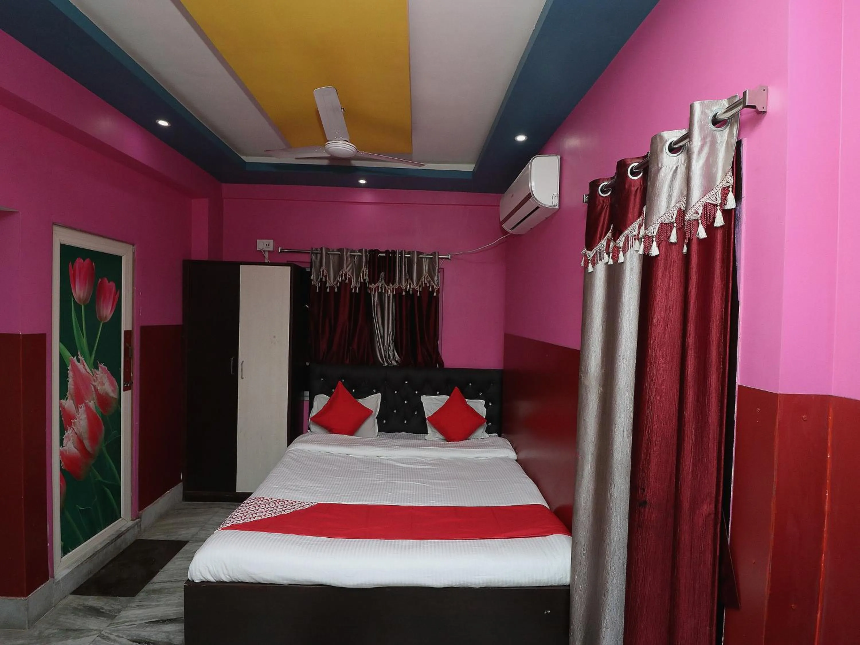 Bedroom, Bed in OYO 18490 Hotel Jagannath International