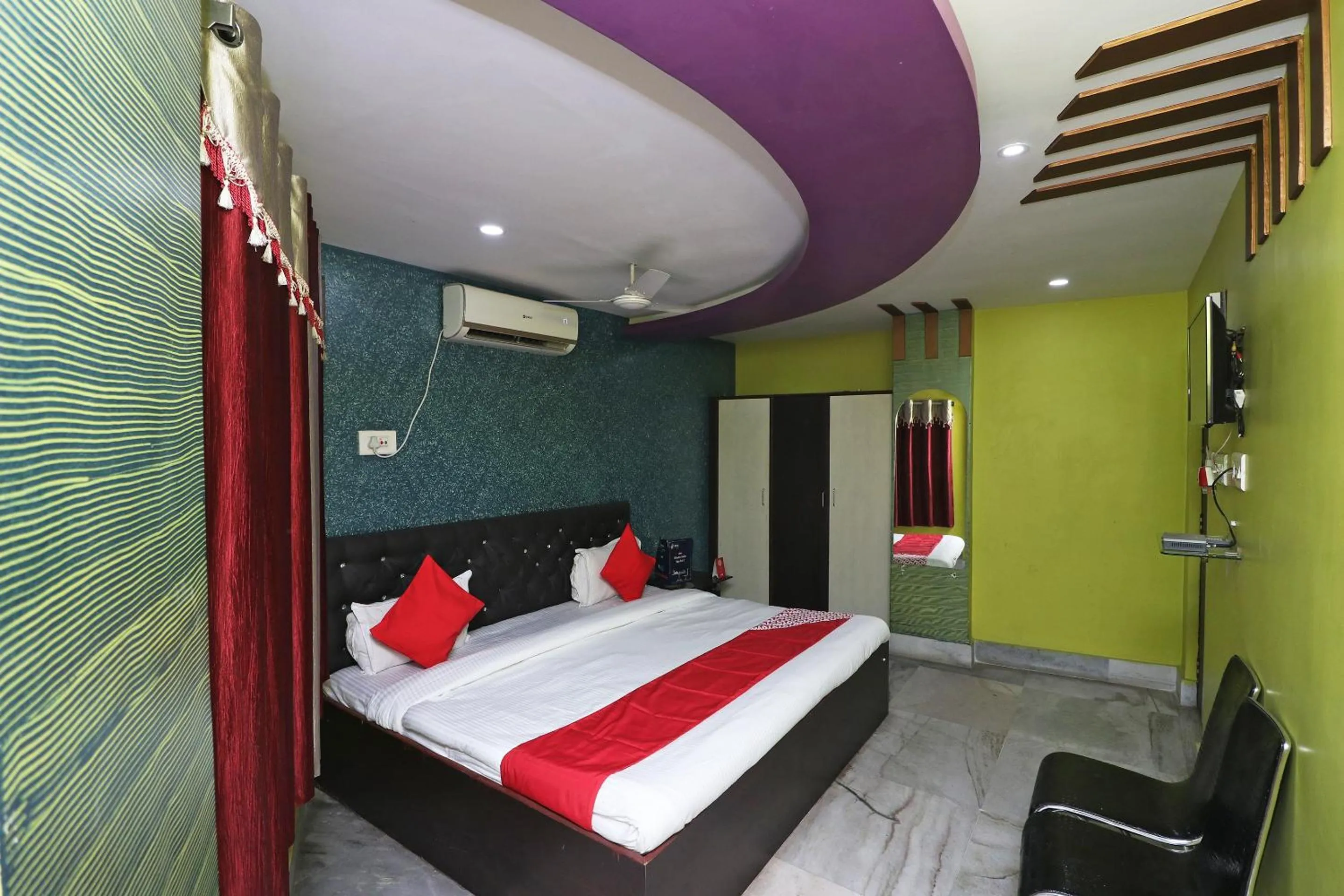 Bedroom, Bed in OYO 18490 Hotel Jagannath International