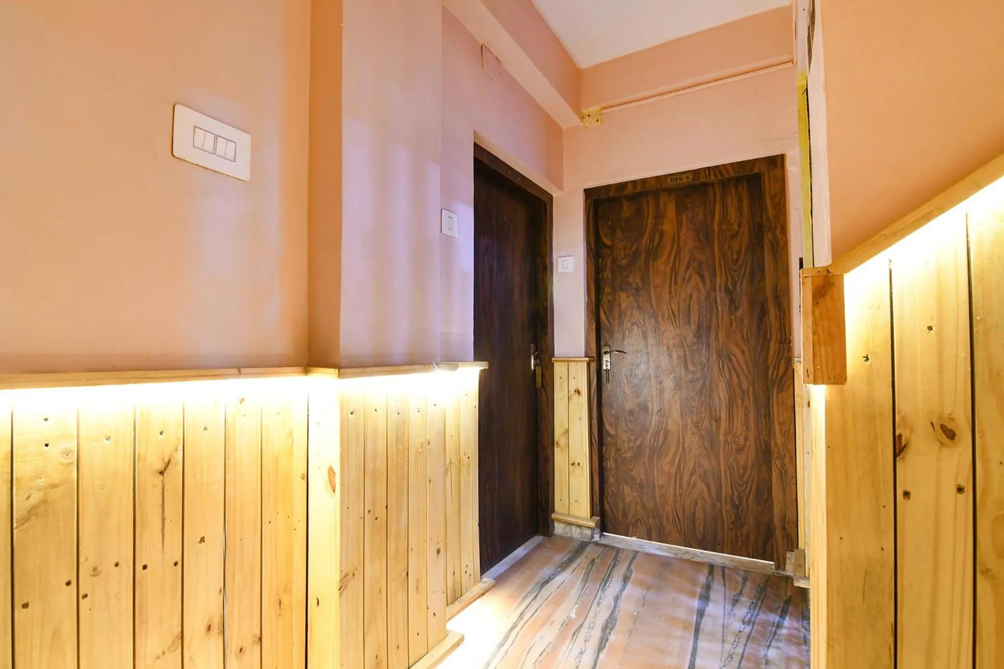 Lobby or reception in FabHotel The Golden Orchid