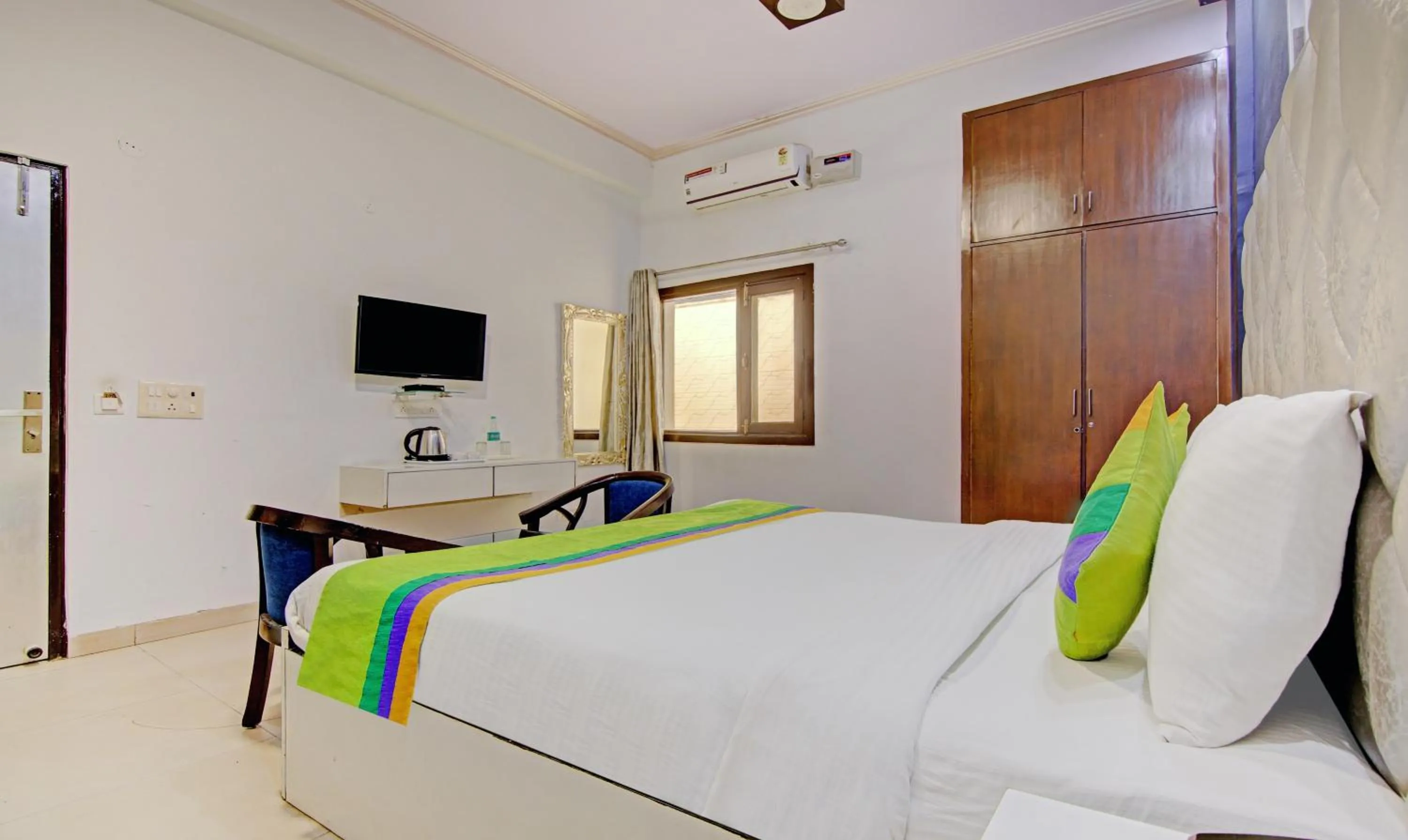 Bedroom, Bed in Itsy Hotels Vizima