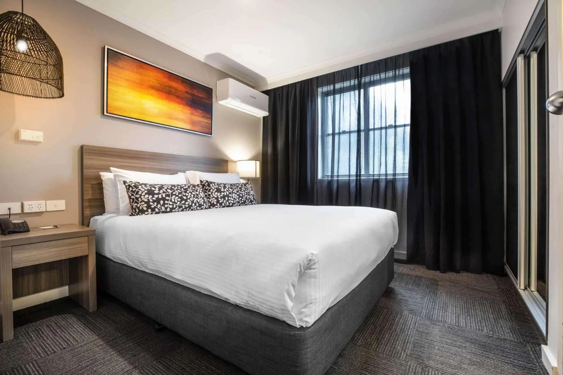 Bedroom, Bed in Nightelier Doncaster