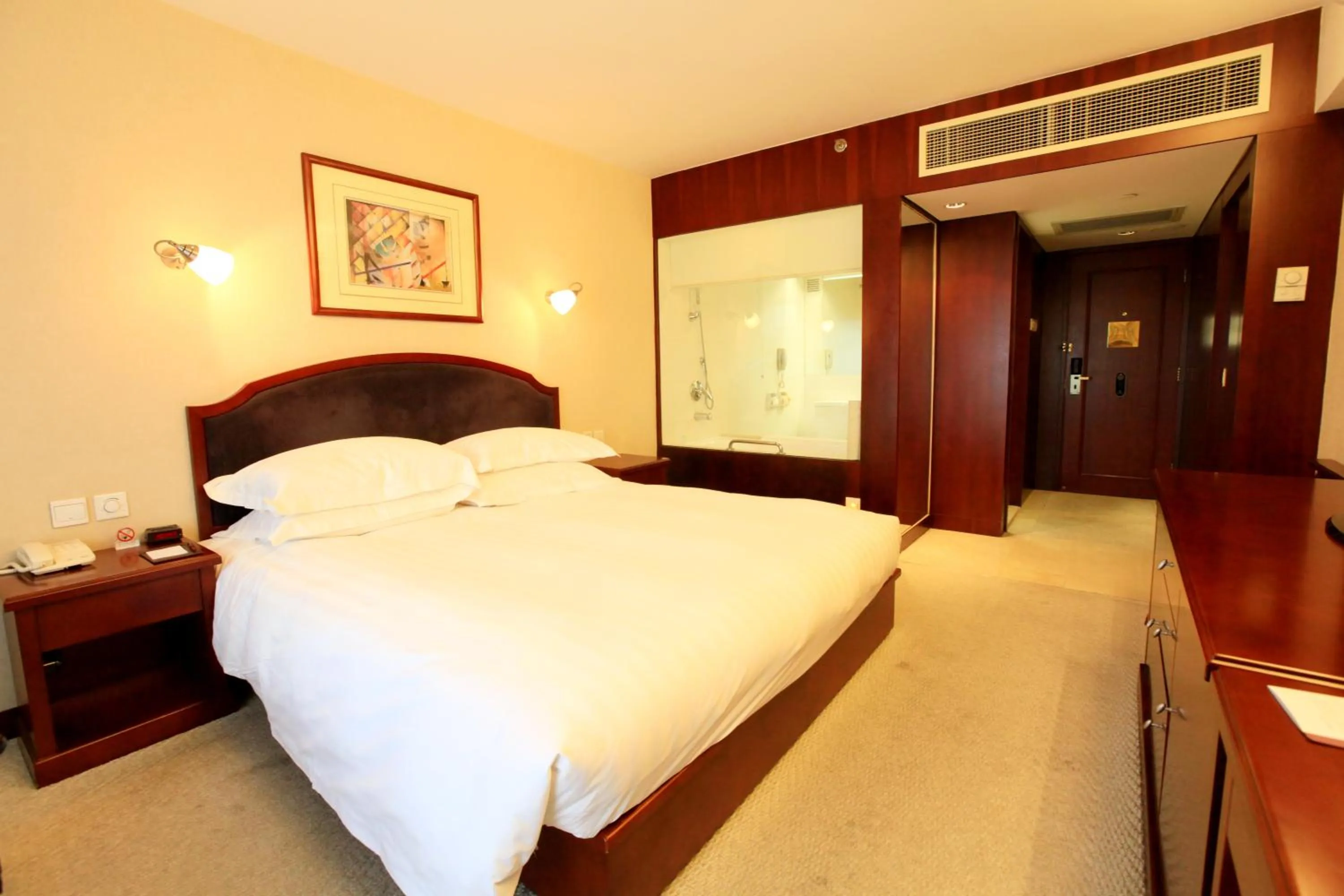 Bed in Beijing Landmark Towers