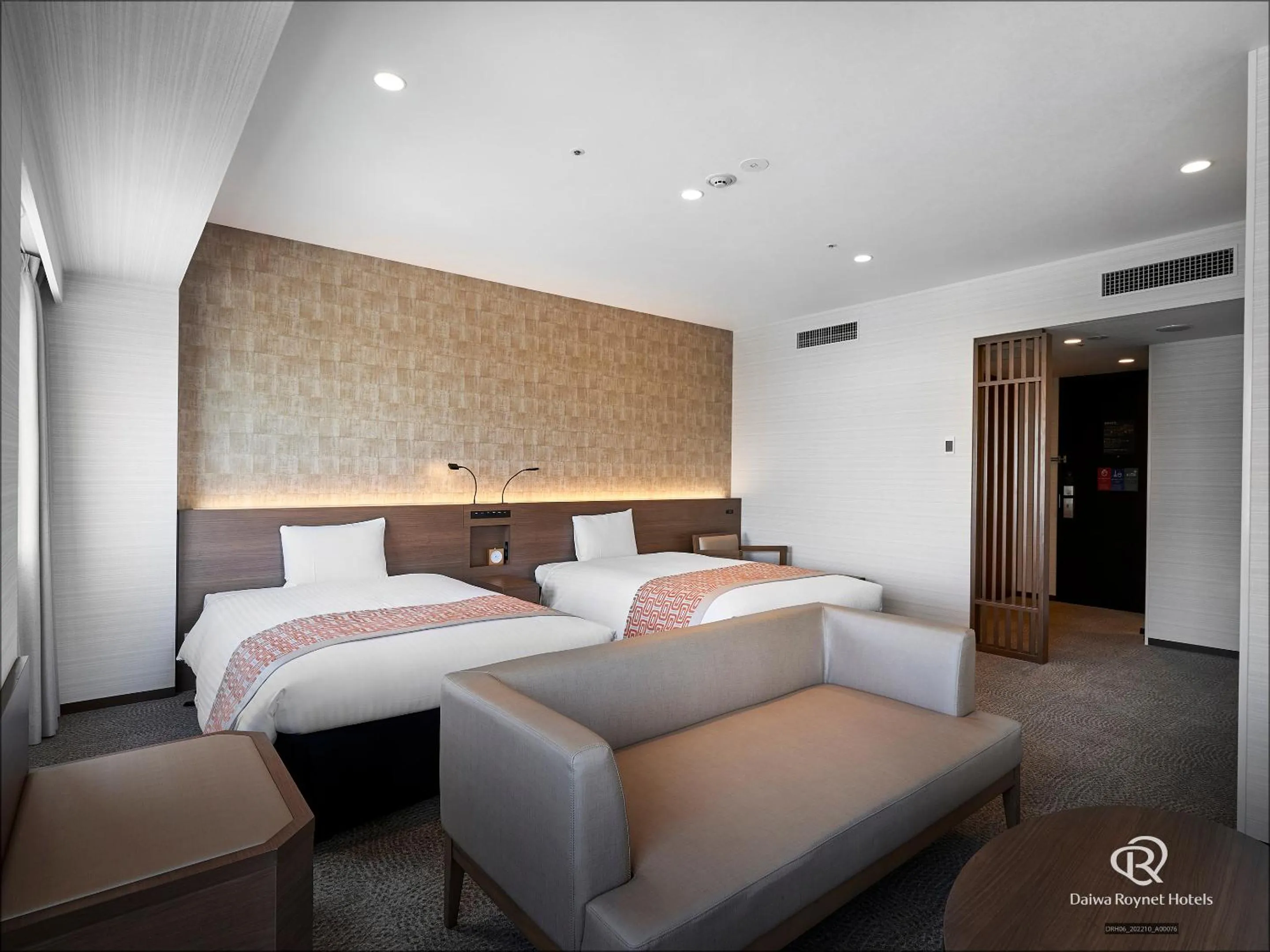 Bed in Daiwa Roynet Hotel Hiroshima-ekimae