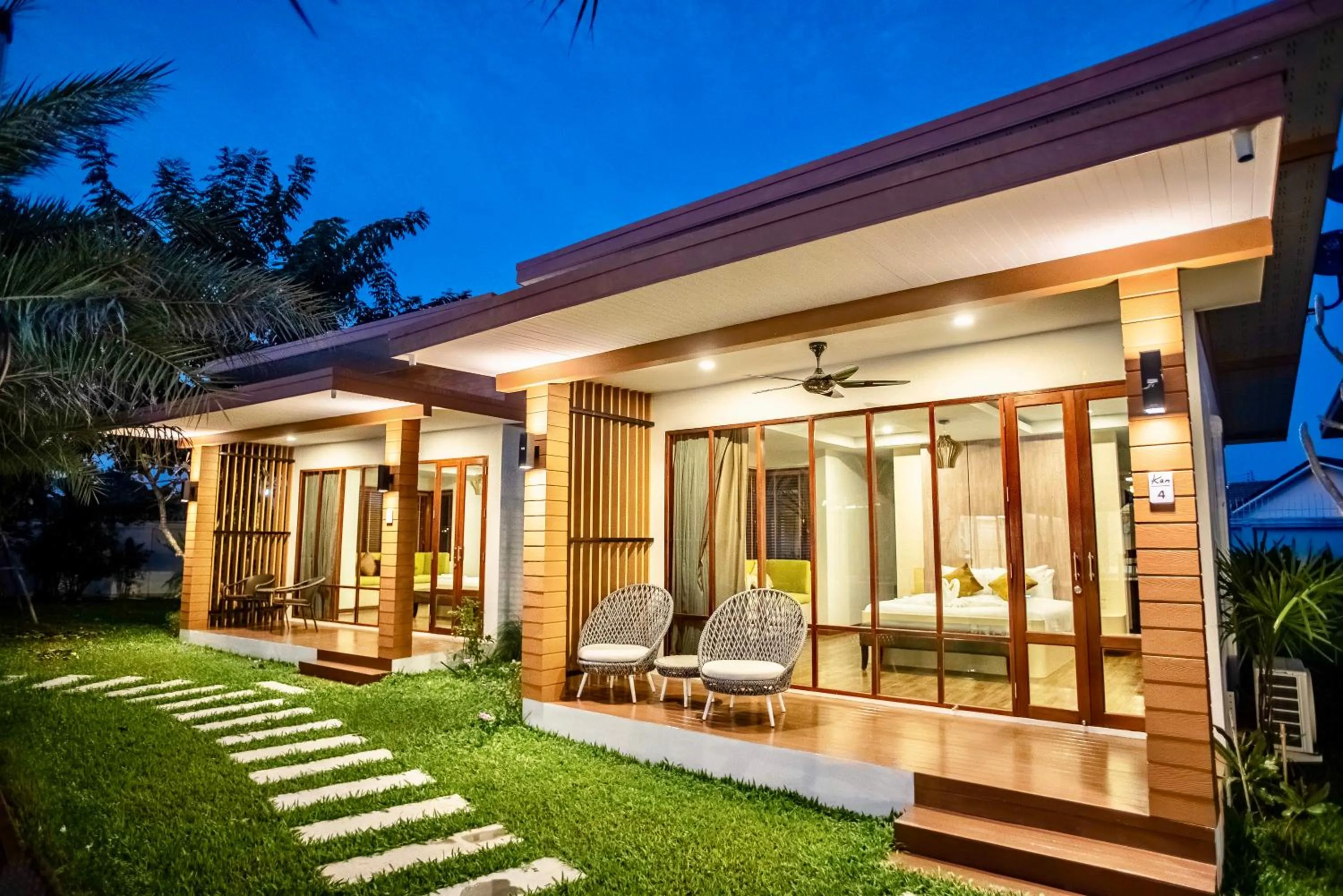 Property building in Kan & Kan Luxury Pool Villa Hua Hin with all bathtub