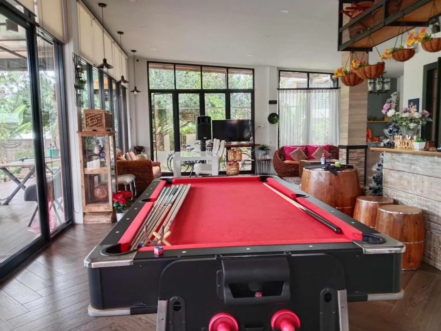 Kan & Kan Luxury Pool Villa Hua Hin with all bathtub