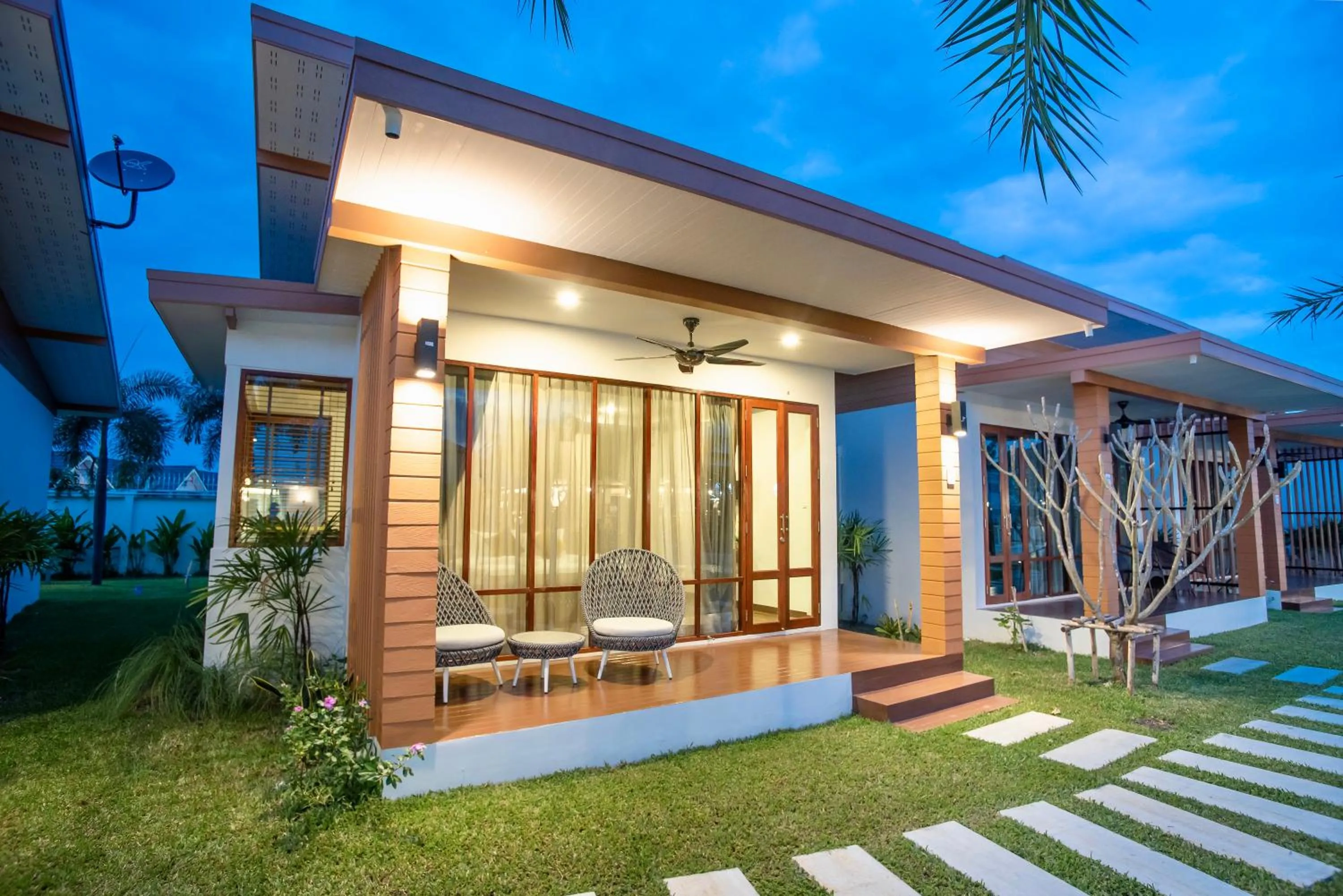 Property building in Kan & Kan Luxury Pool Villa Hua Hin with all bathtub