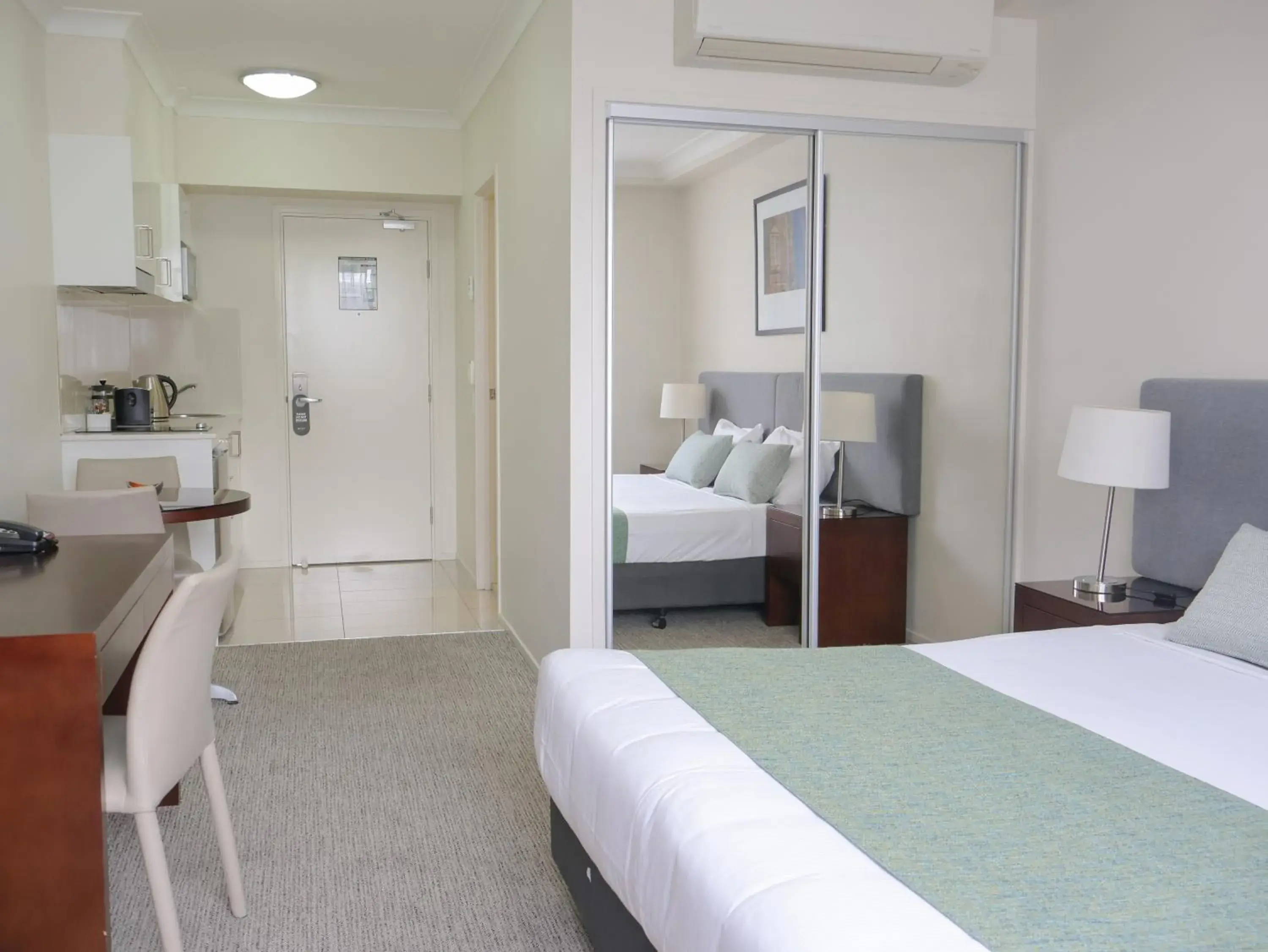 Studio in Quest Breakfast Creek Studio in Quest Breakfast Creek