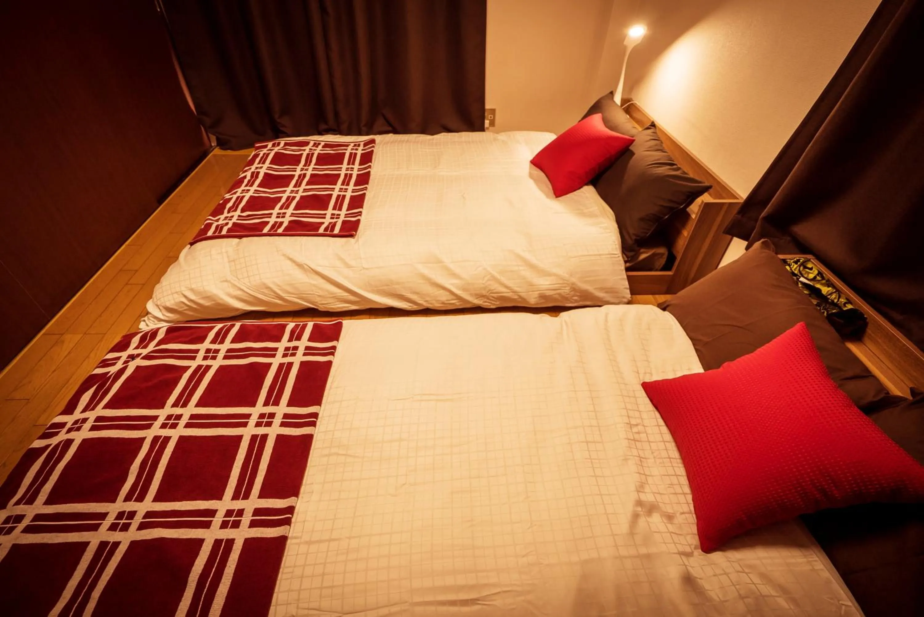 Bedroom, Bed in Murata Corpo 305