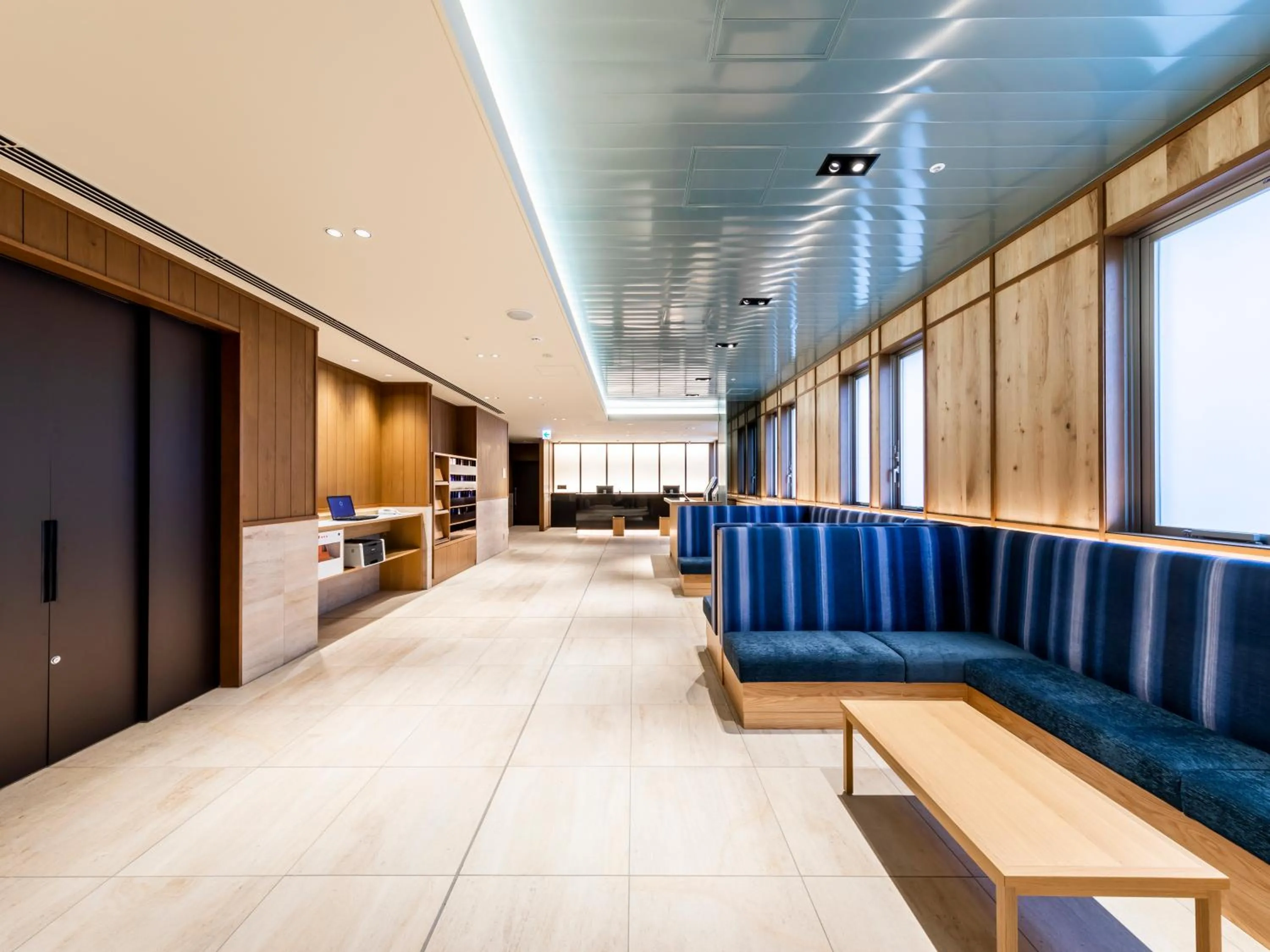 Seating area in Hotel Gracery Osaka Namba