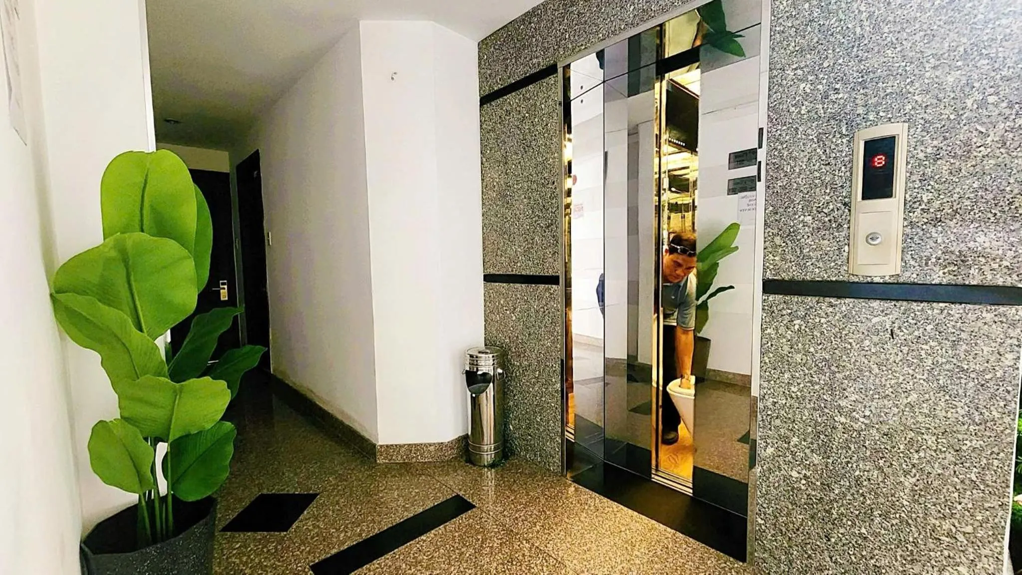 elevator in Rosa Hotel & Spa