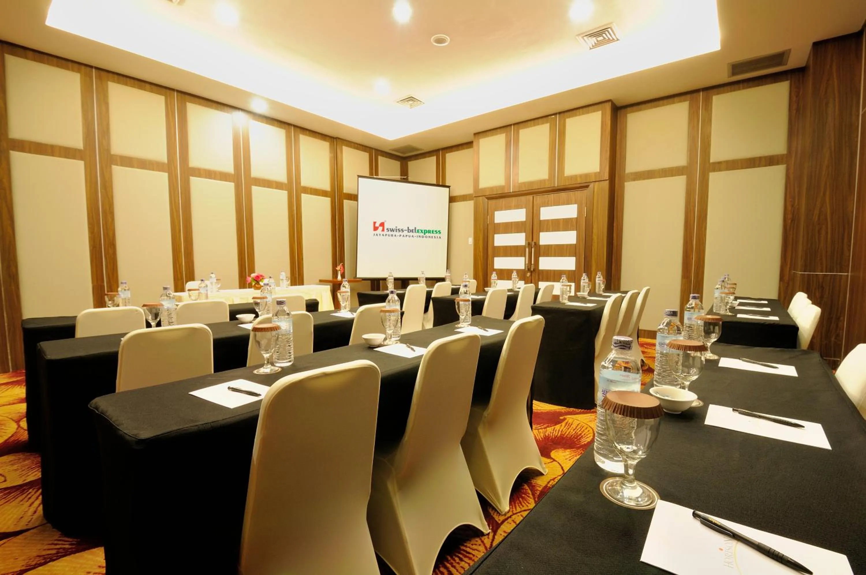 Meeting/conference room in Swiss-Belexpress Jayapura