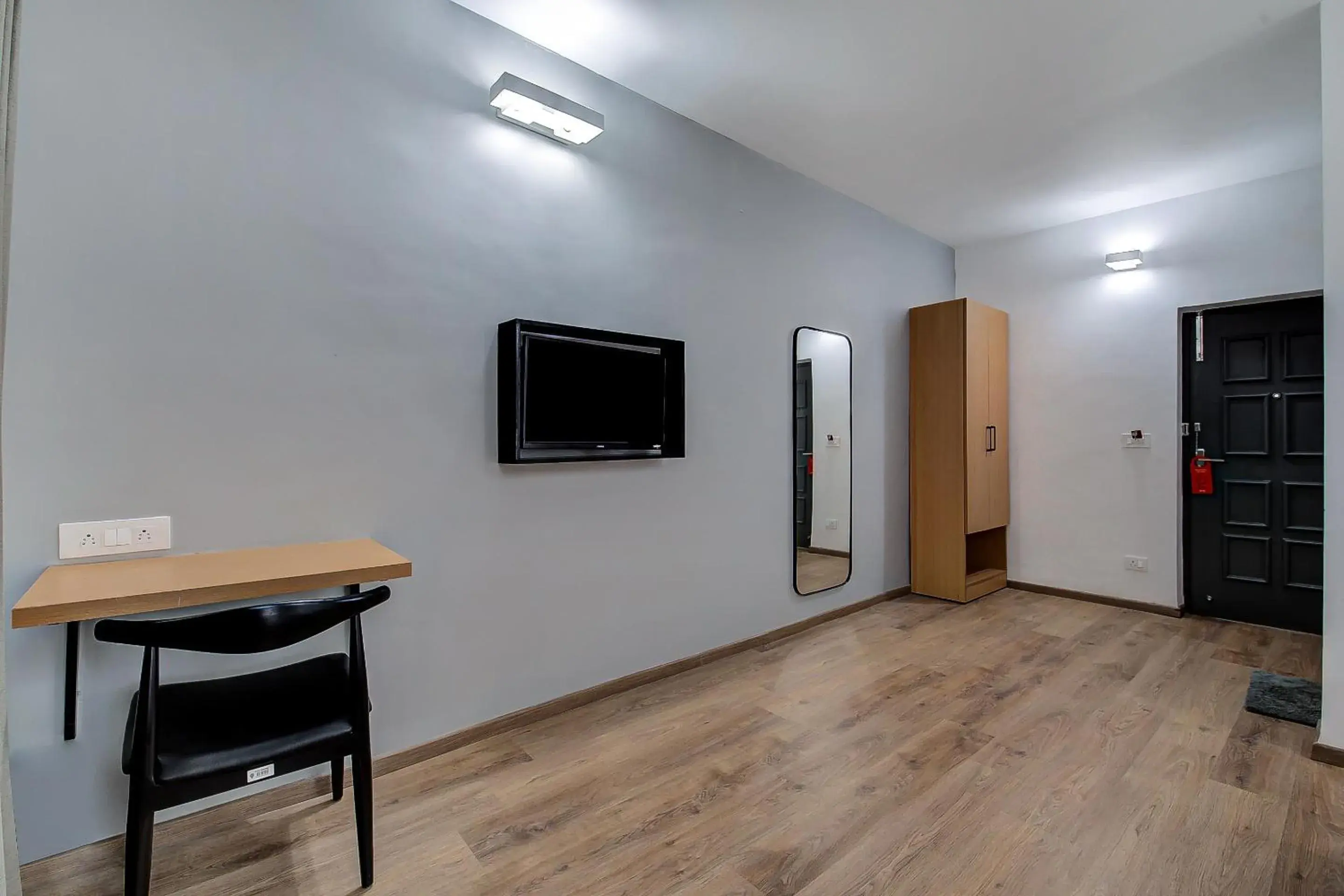 Standard Double Room - single occupancy in Super Townhouse 056 T Nagar Chennai Near AGS Cinemas T Nagar Standard Double Room - single occupancy in Super Townhouse 056 T Nagar Chennai Near AGS Cinemas T Nagar