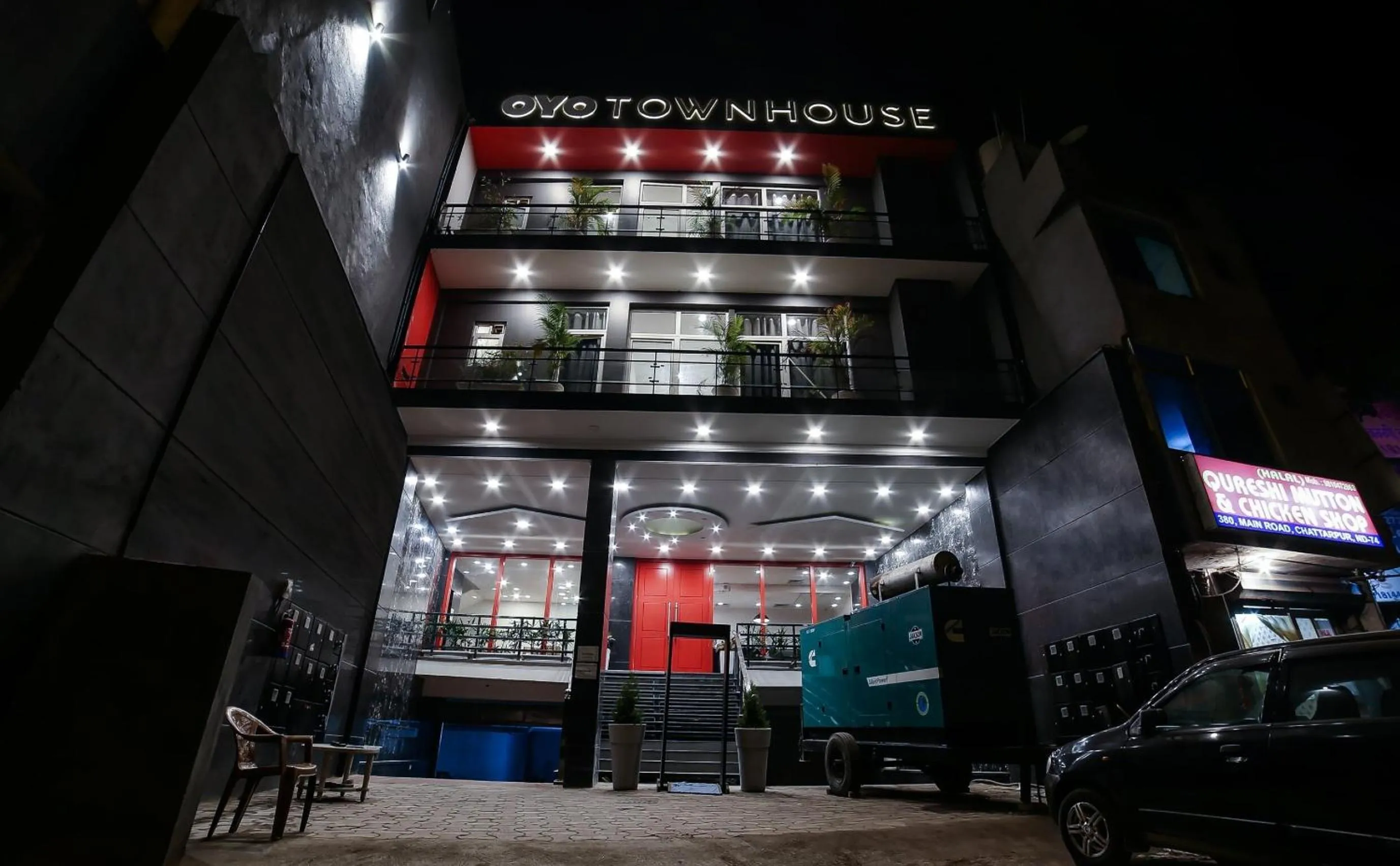 Facade/entrance in Townhouse Chattarpur Opp. Tivoli Garden Near Chhatarpur Metro Station