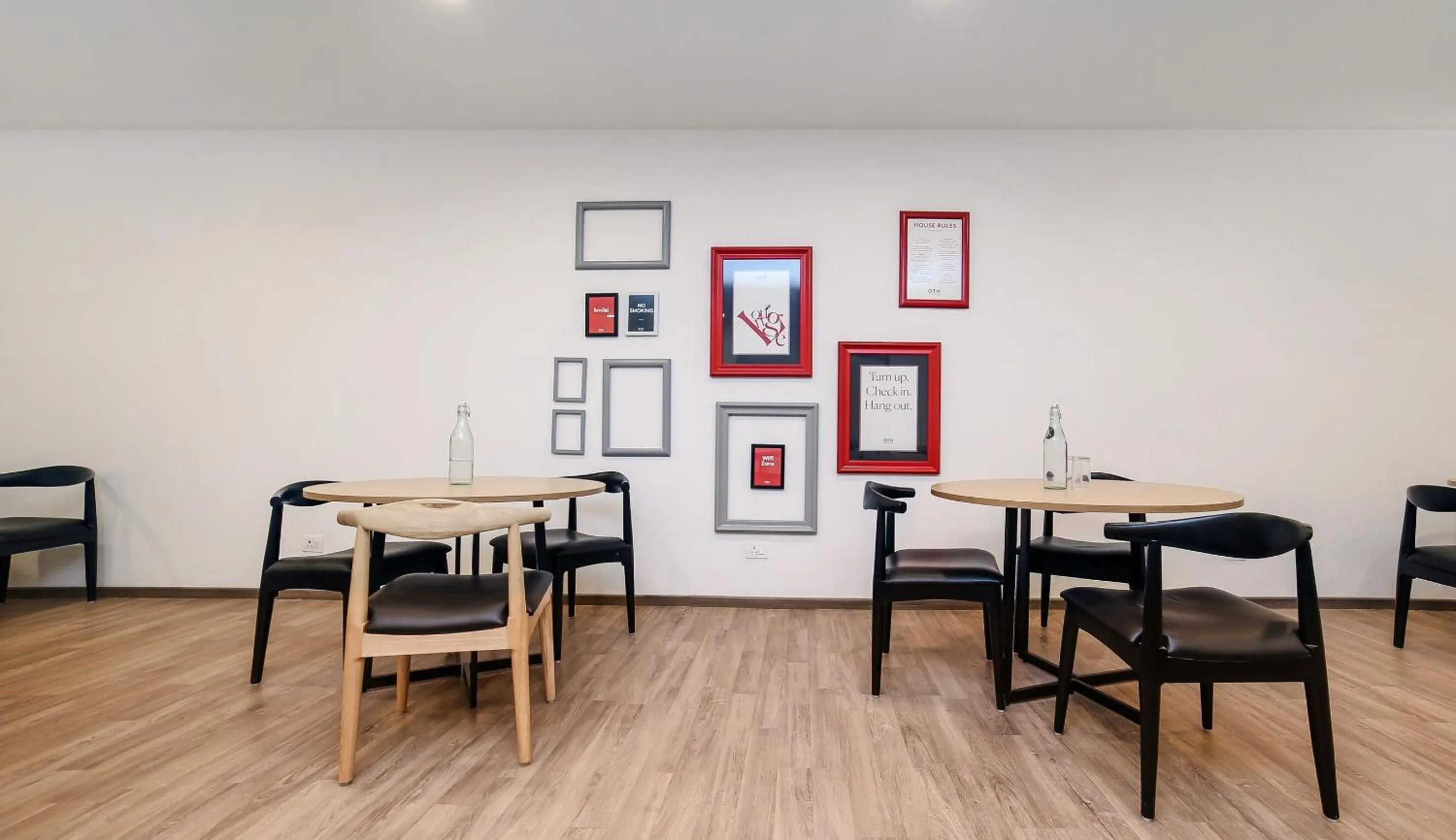 Restaurant/places to eat in Townhouse Chattarpur Opp. Tivoli Garden Near Chhatarpur Metro Station