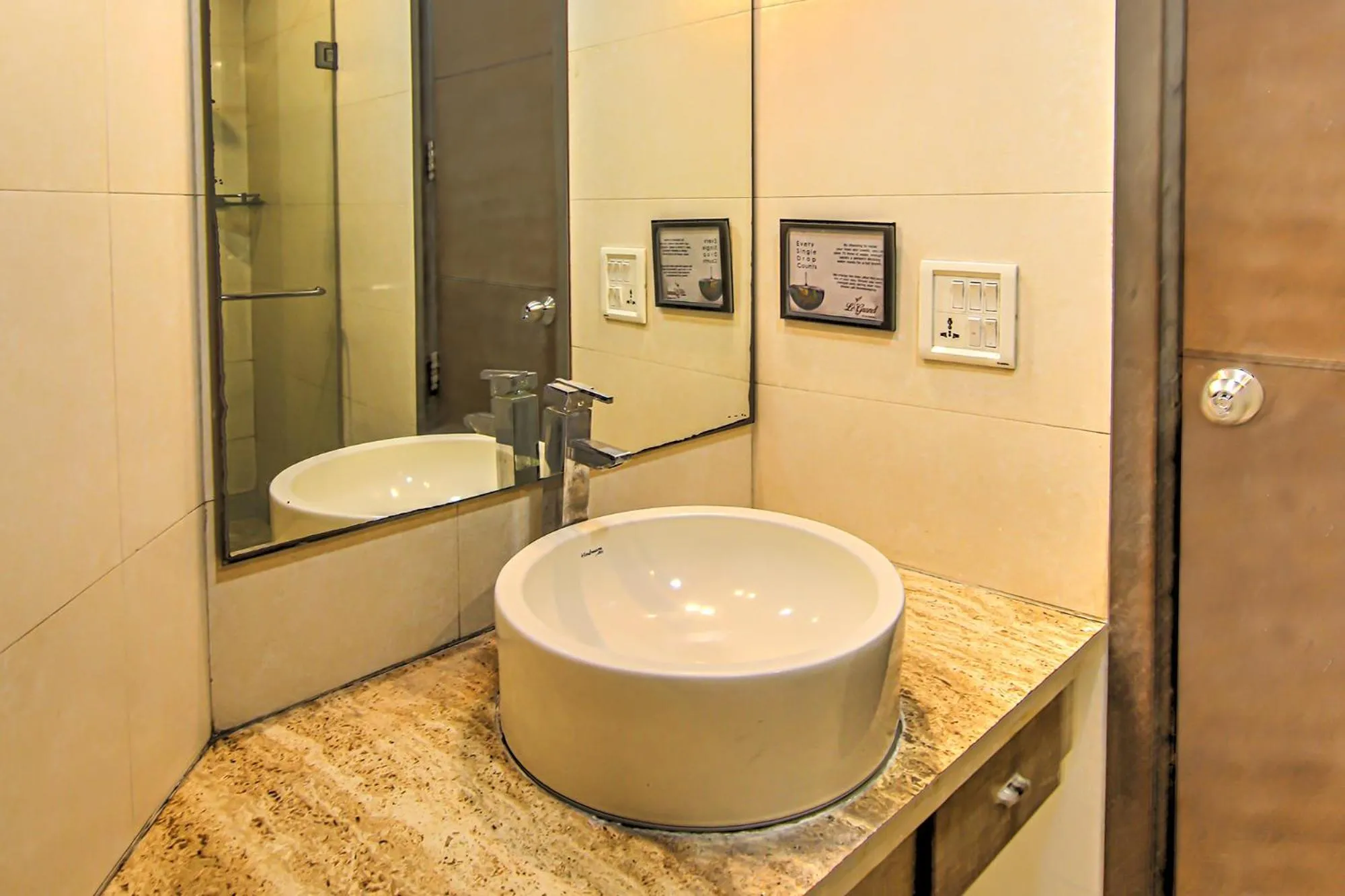 Bathroom in Via Le Grand