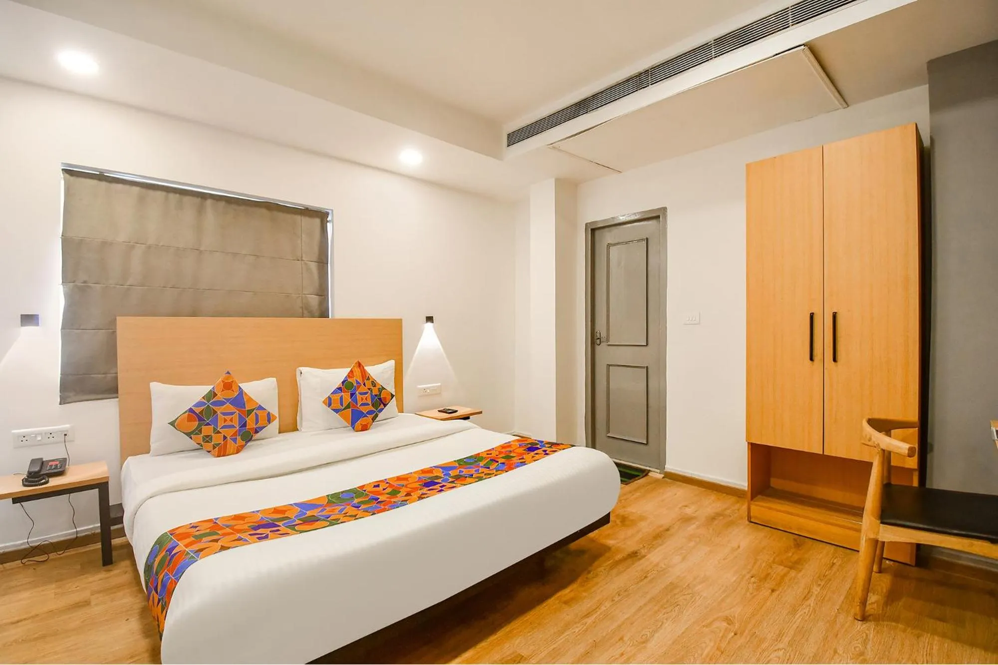 Bed in FabHotel Airport Green Arcade - near Kolkata Airport