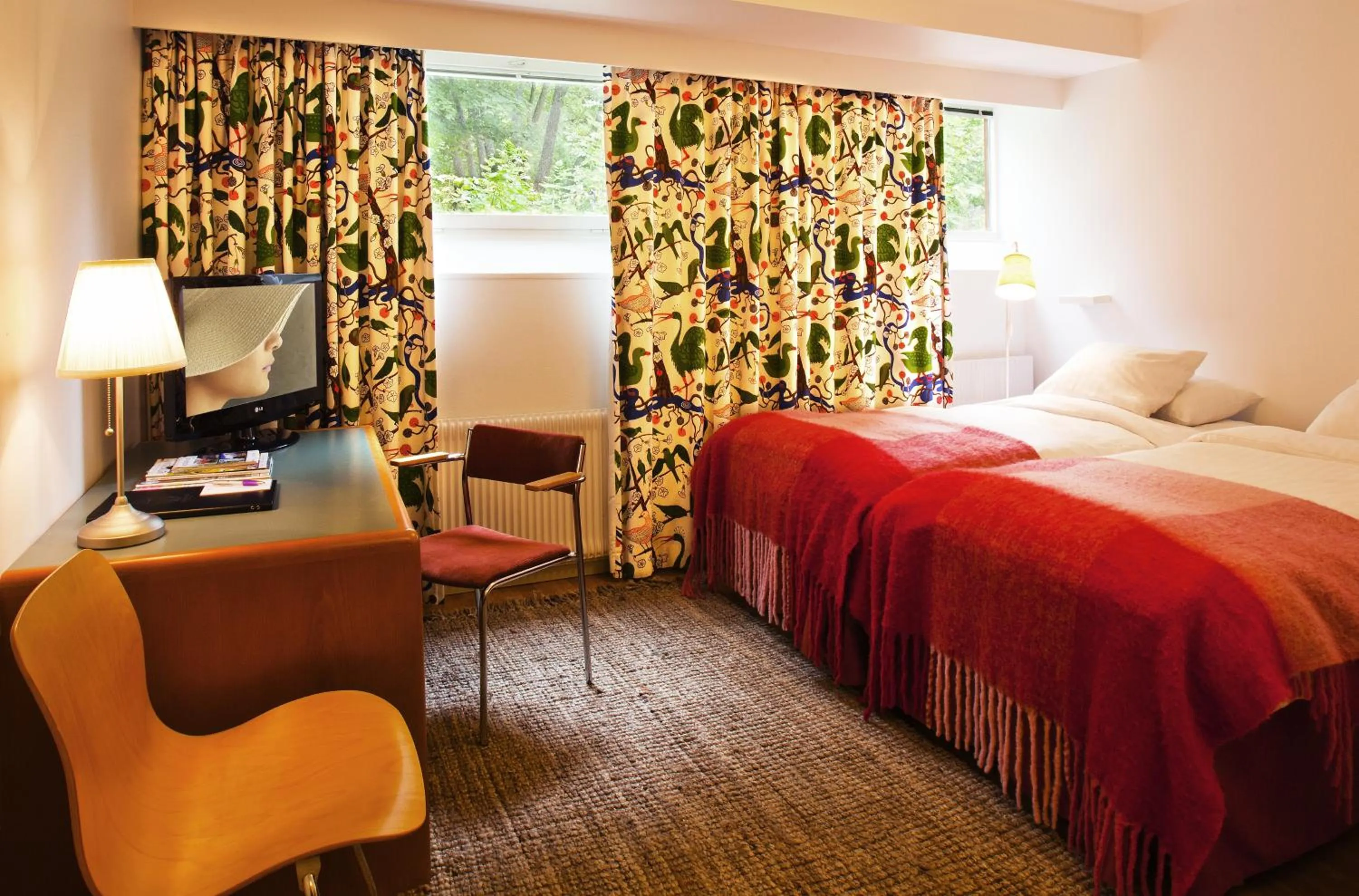 Seating area, Bed in Rosersbergs Slottshotell