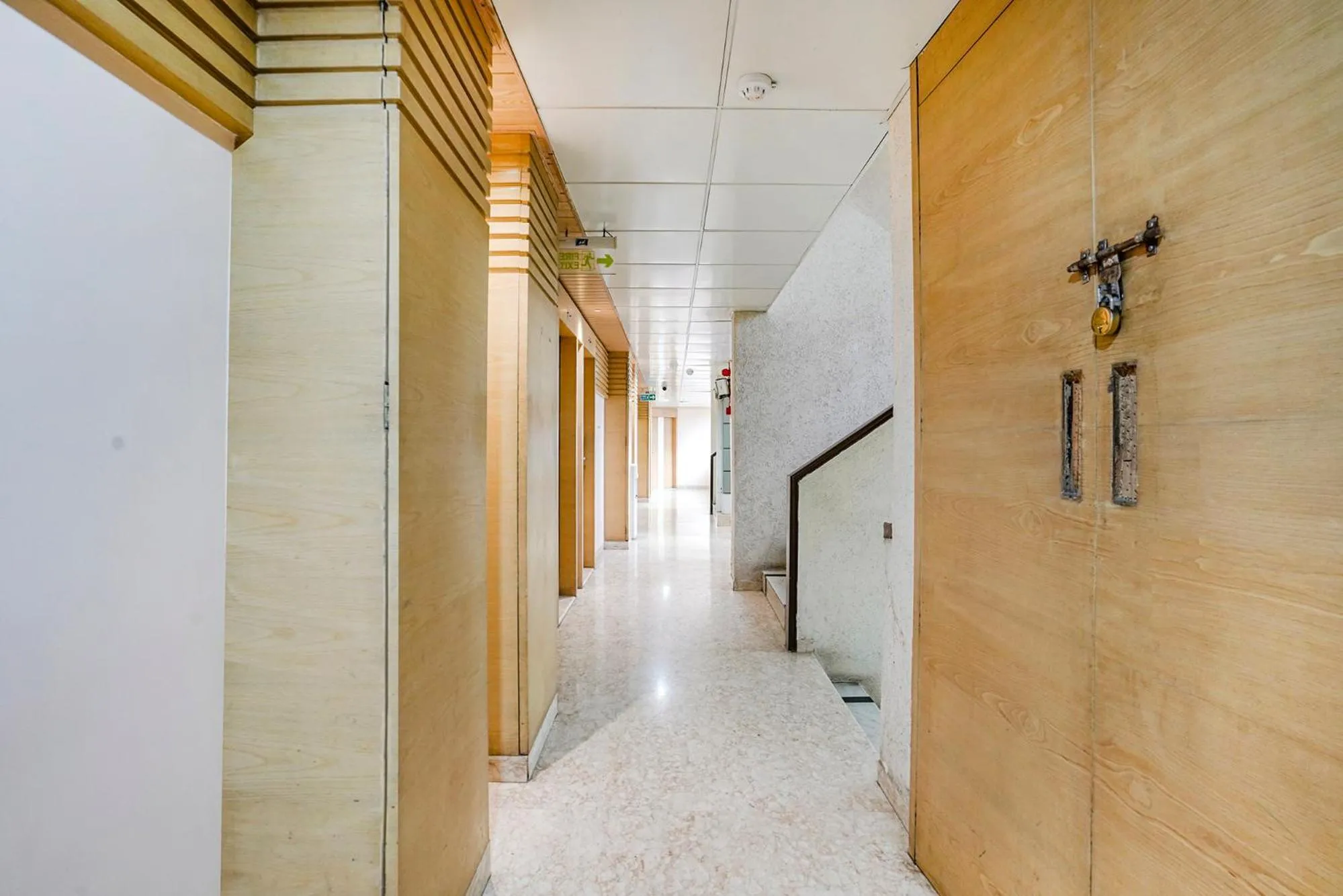 Lobby or reception in FabHotel Neelkamal - Chembur