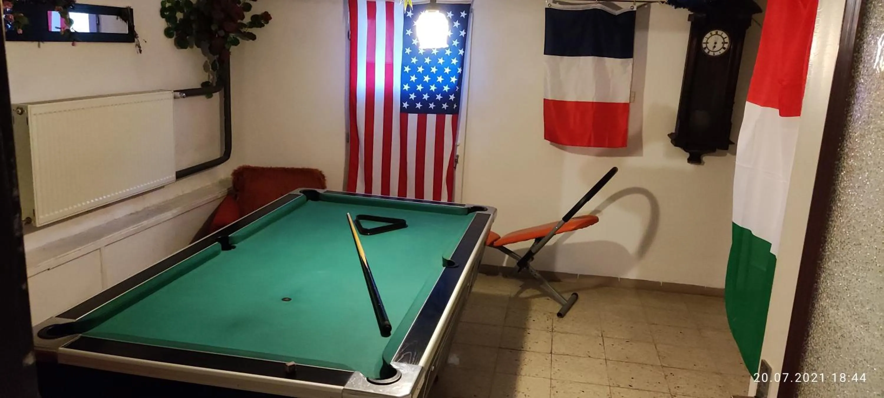 Billiard in Ubytovanie 184, Bed and Braekfast 184