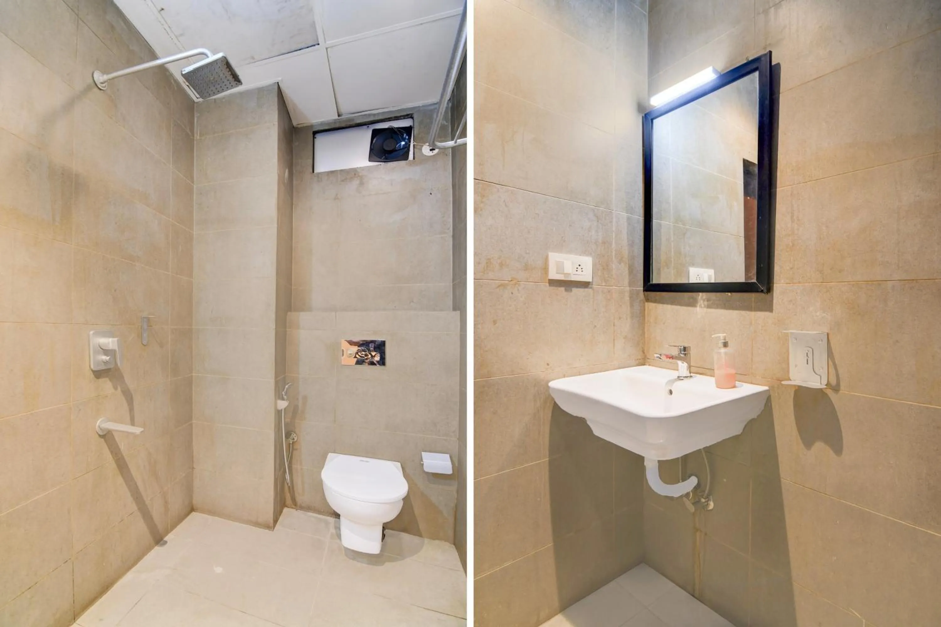 Bathroom in Super Townhouse Science City Formerly Hotel Mannat International