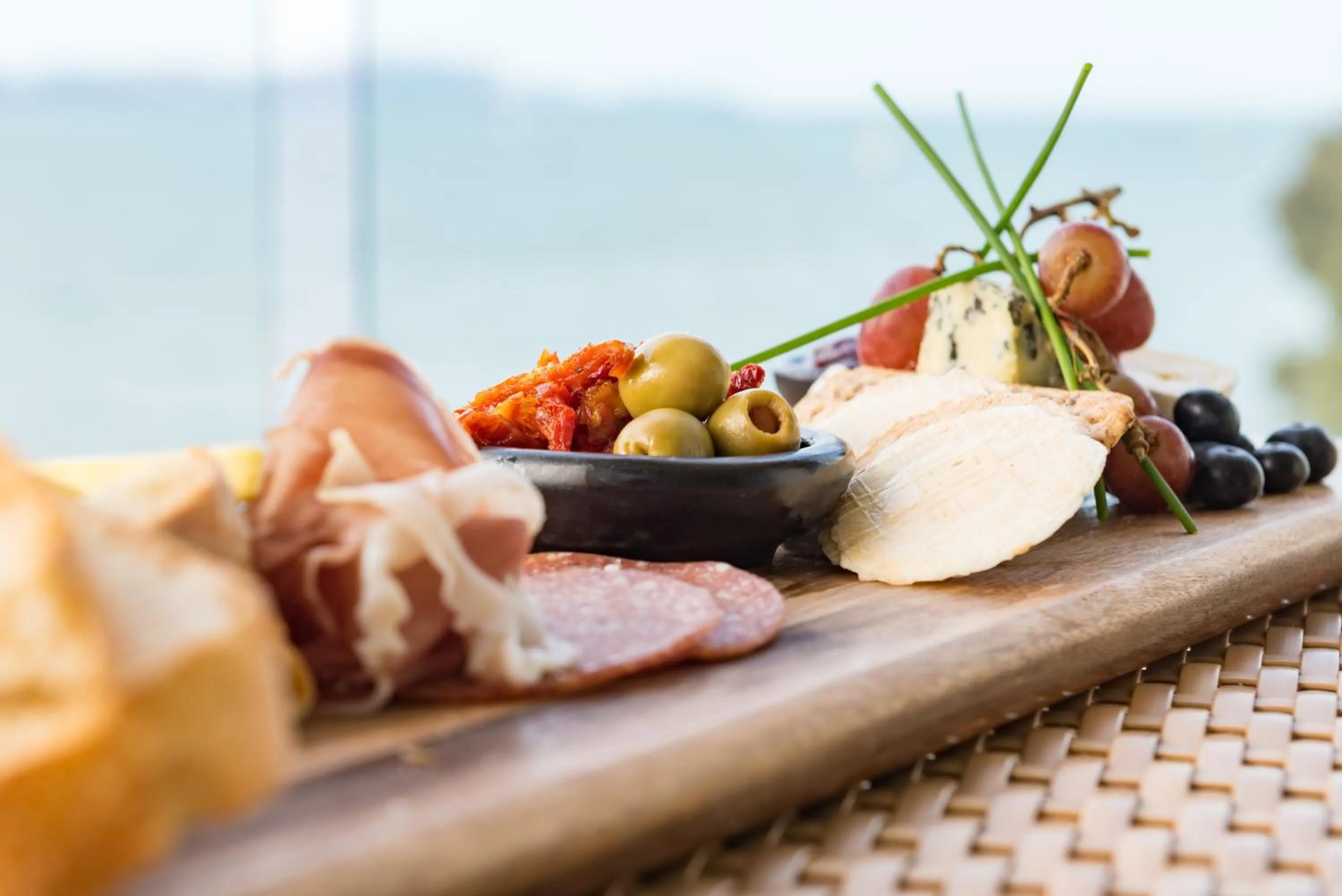 Food and drinks in Paihia Beach Resort & Spa Hotel