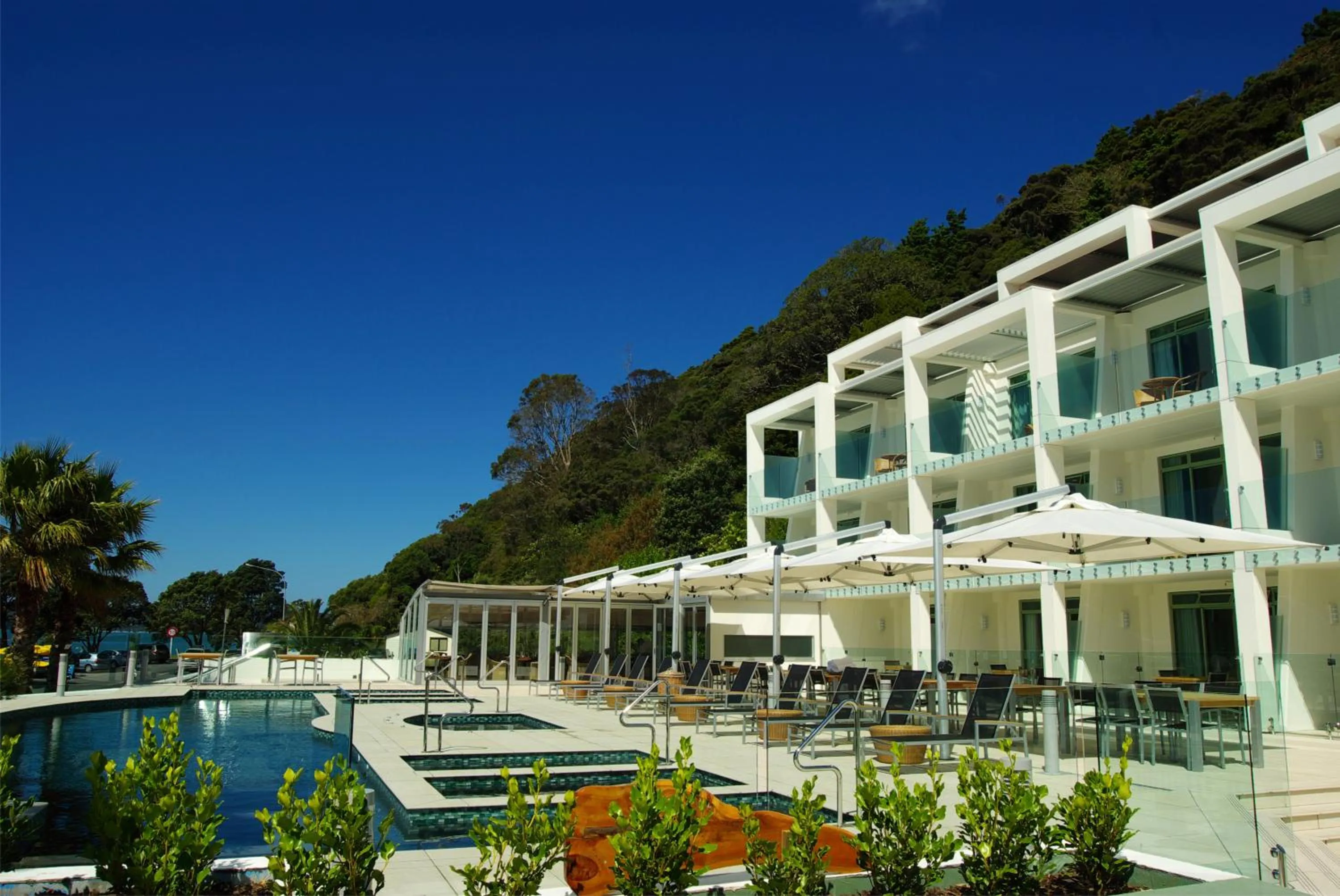 Facade/entrance in Paihia Beach Resort & Spa Hotel