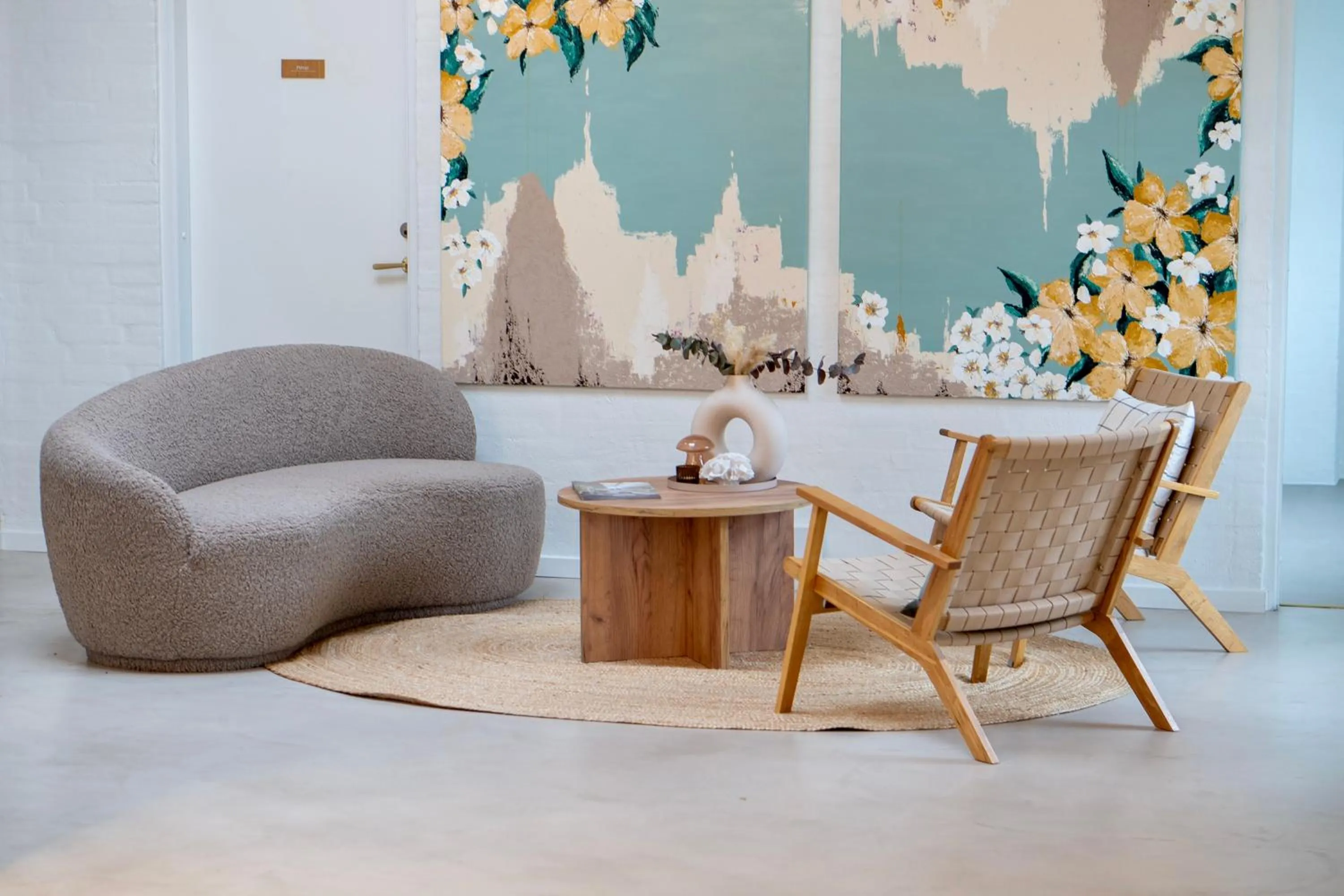 Lobby or reception in Strandhotel Klitrosen