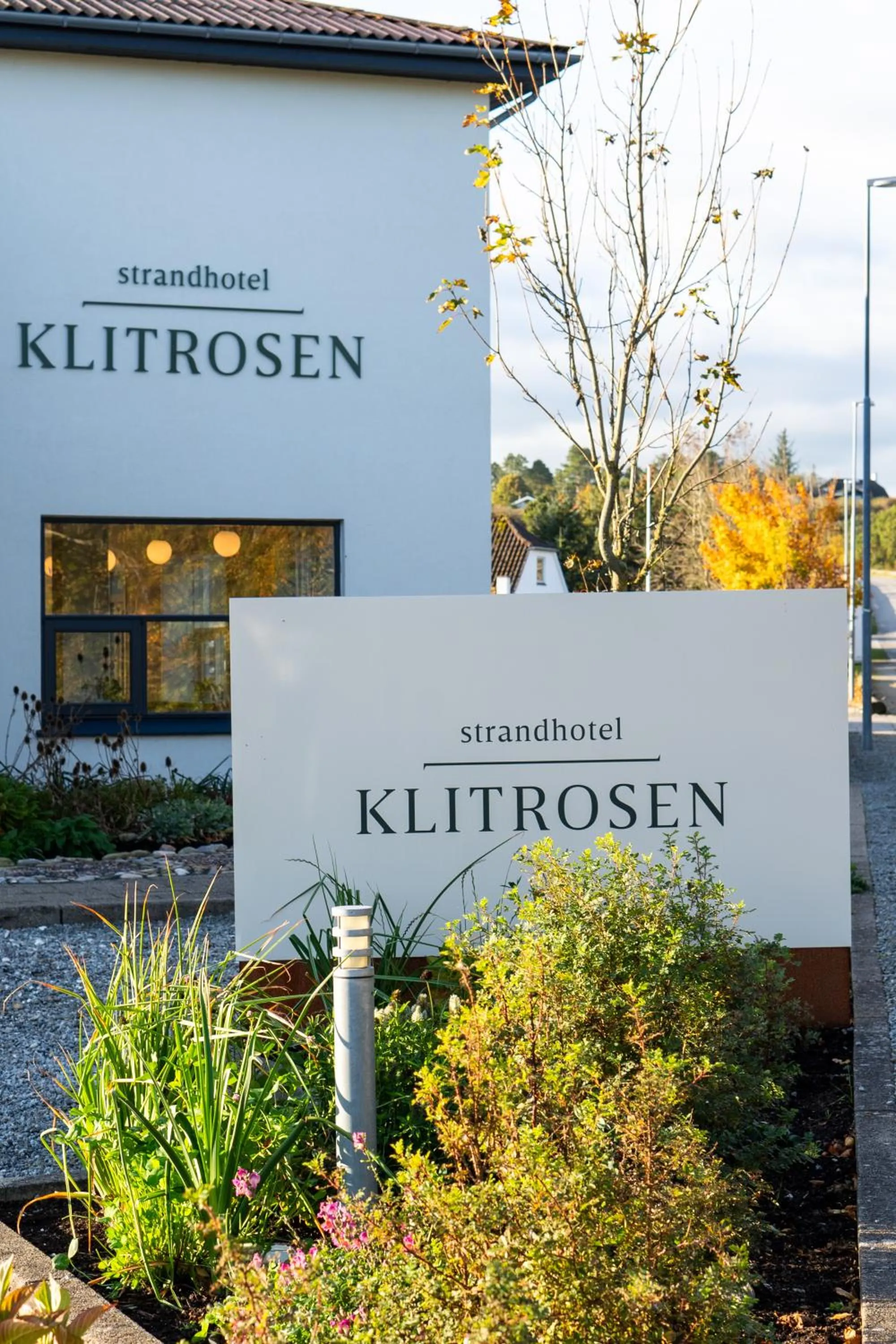 Property building in Strandhotel Klitrosen