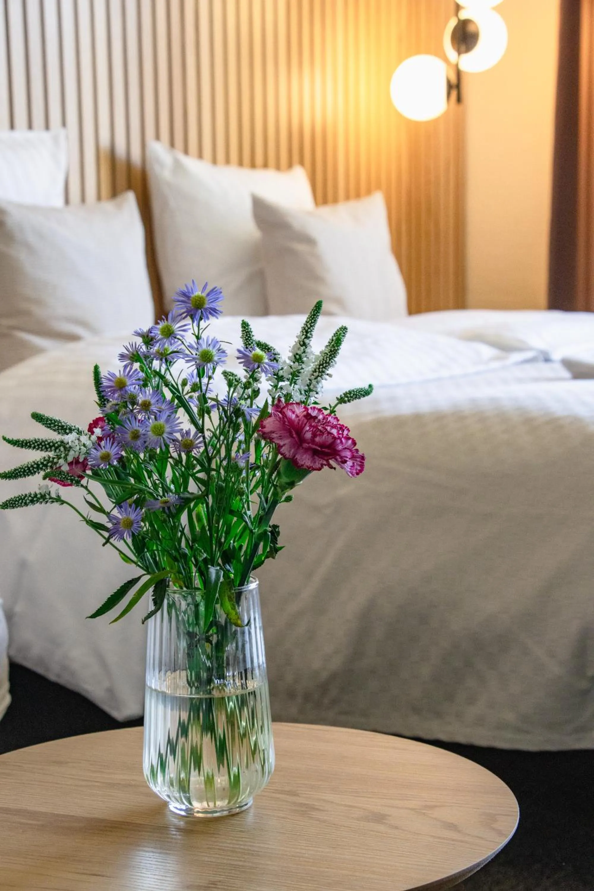 Bedroom, Bed in Strandhotel Klitrosen