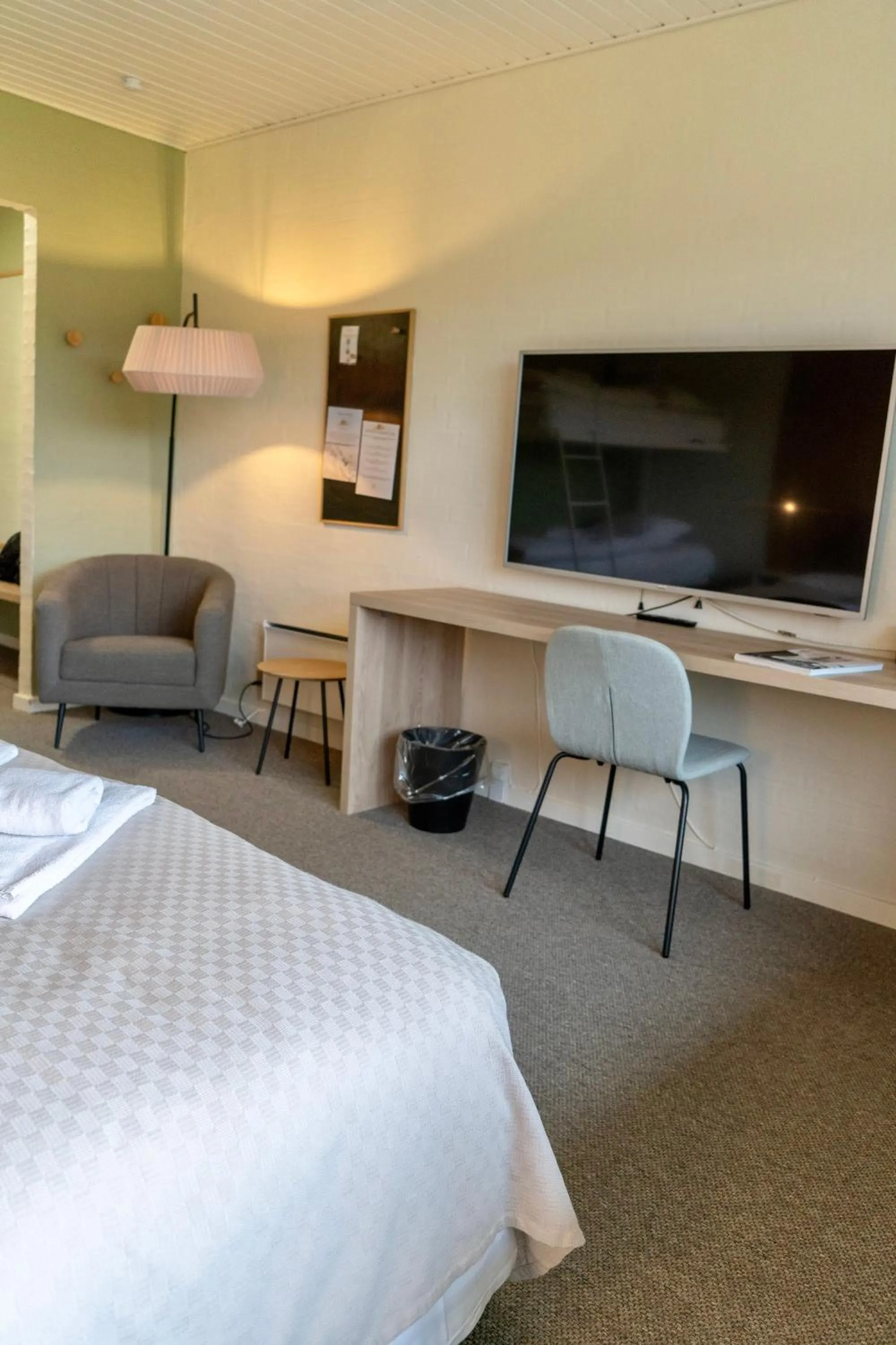 TV and multimedia, Bed in Strandhotel Klitrosen