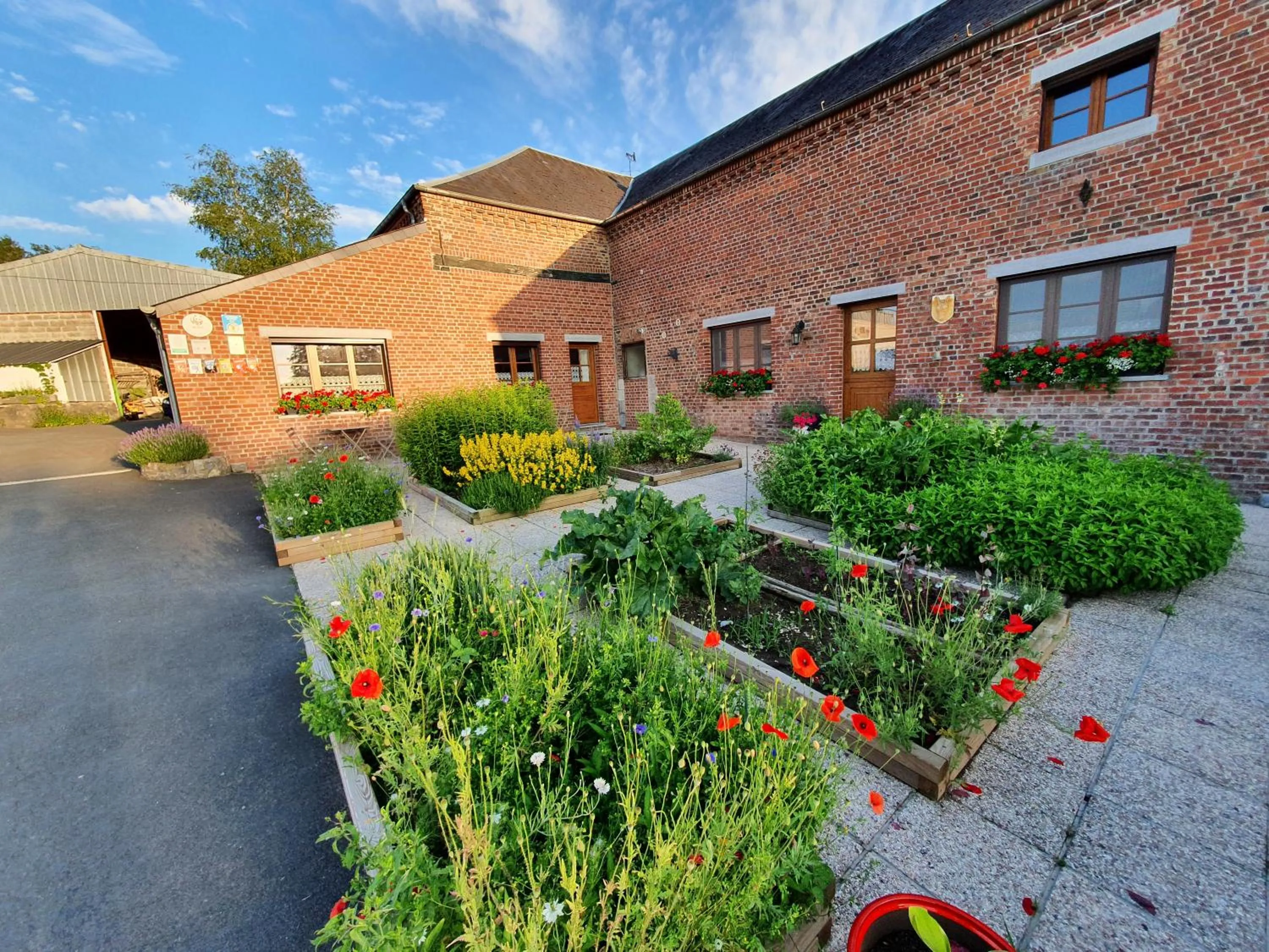 Garden in Les Mout'Anes