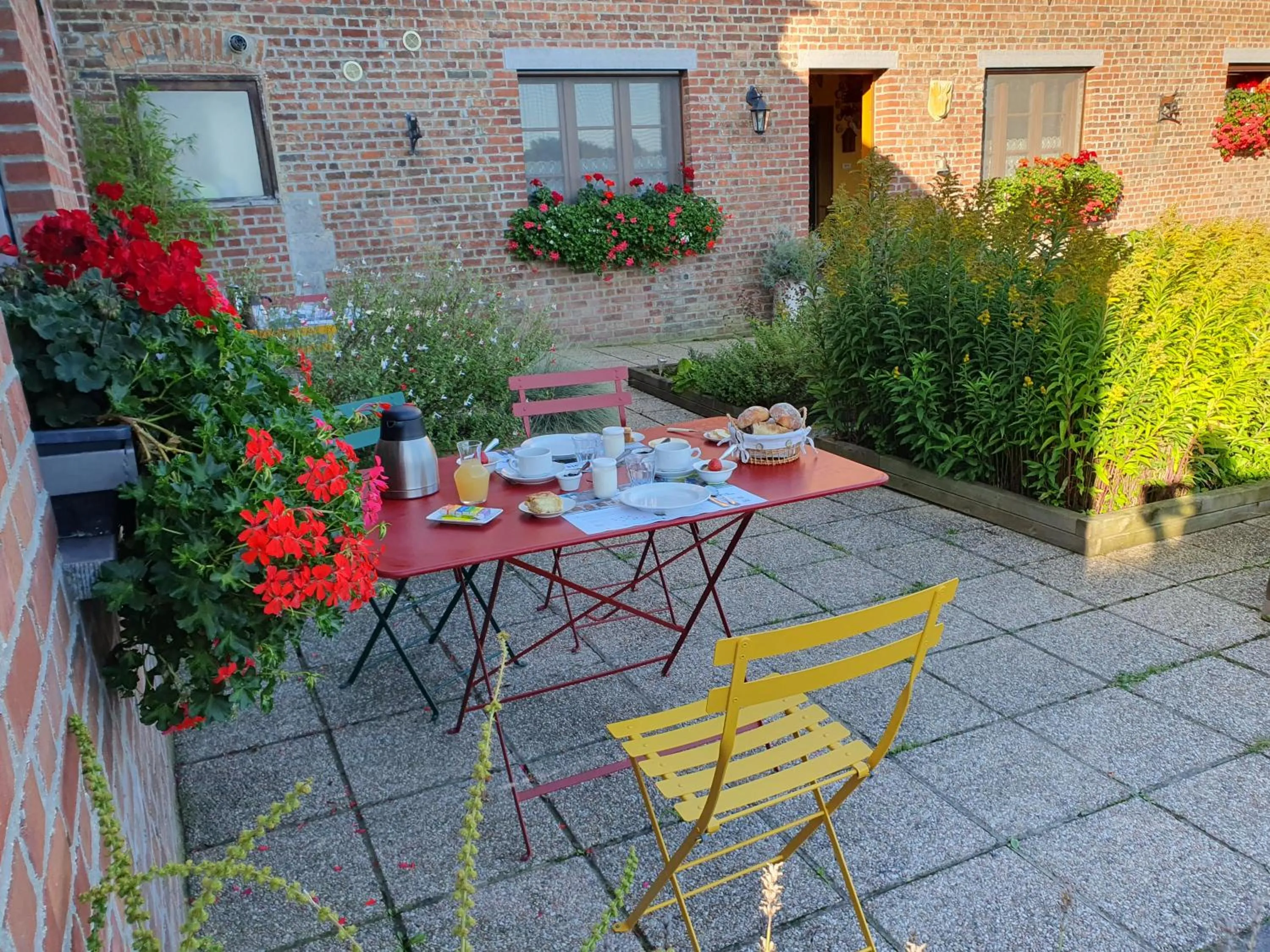 Patio in Les Mout'Anes