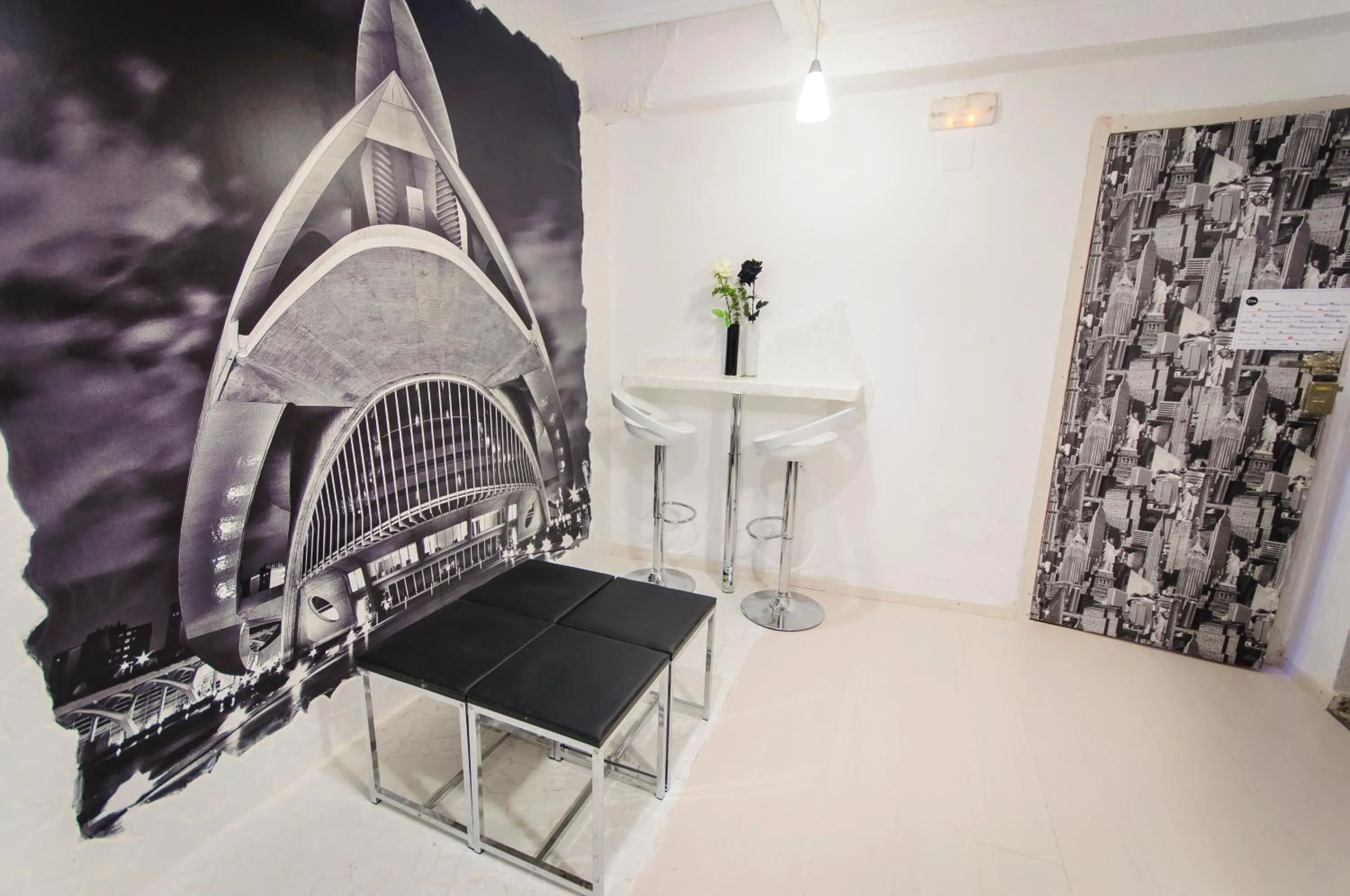 Facade/entrance in Hostal On Dormire Valencia