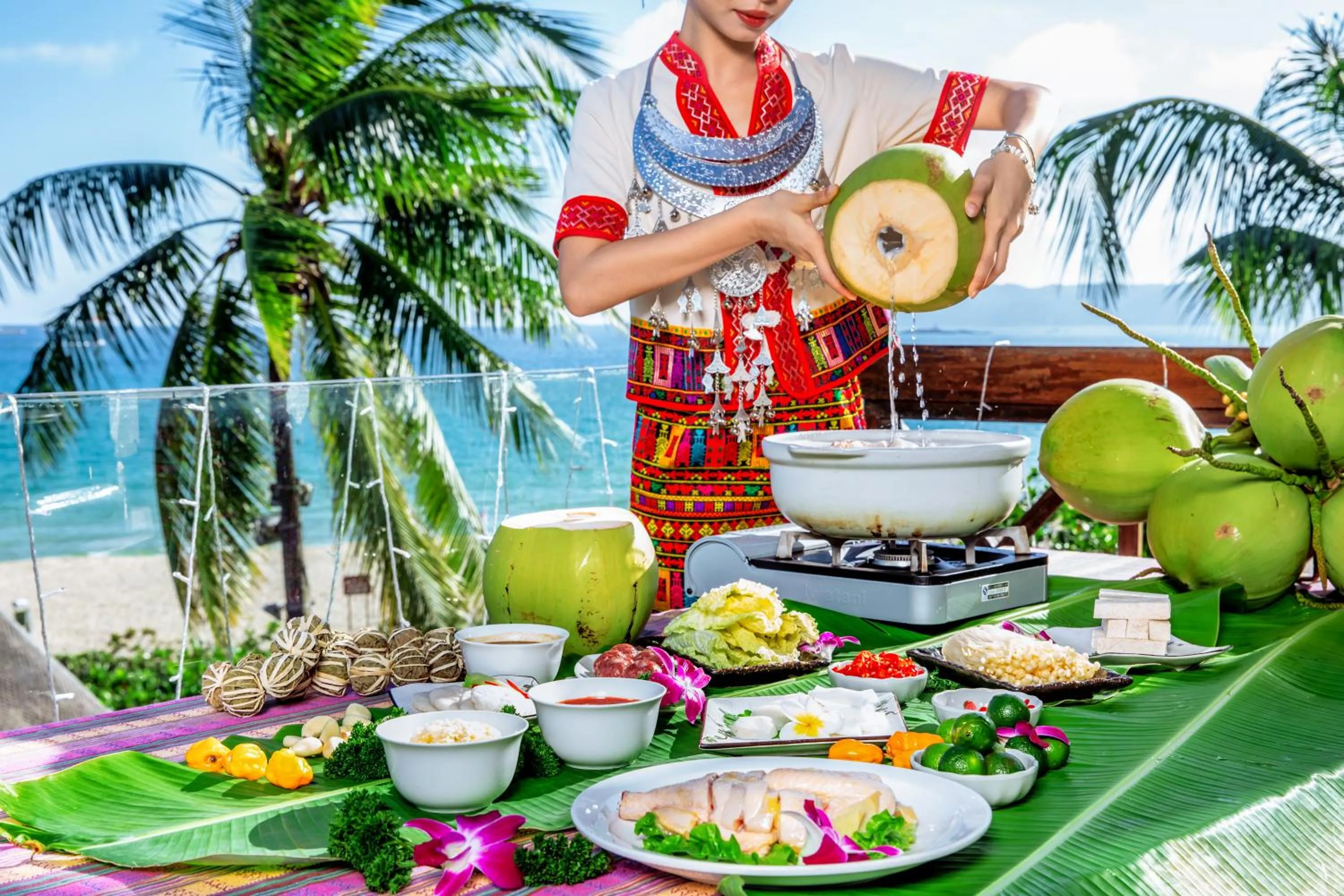 Restaurant/places to eat in Horizon Resort & Spa Yalong Bay-Yalong Bay Central