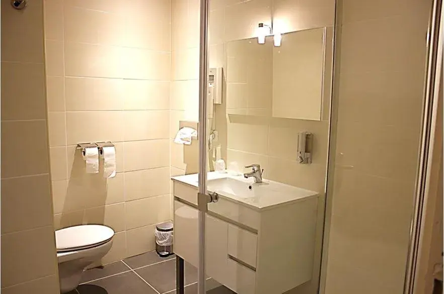 Double Room - single occupancy in Le Prieuré Double Room - single occupancy in Le Prieuré