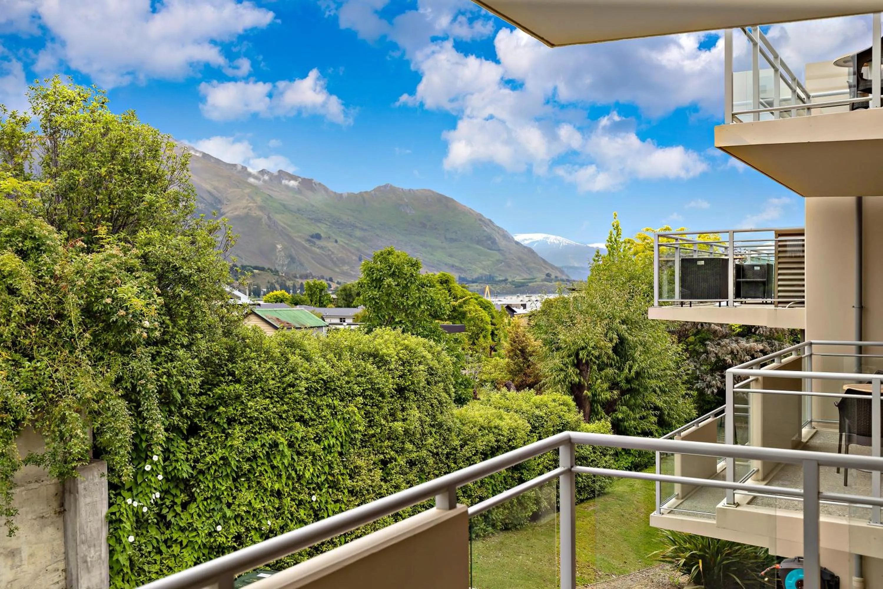 Garden in Belvedere Apartments