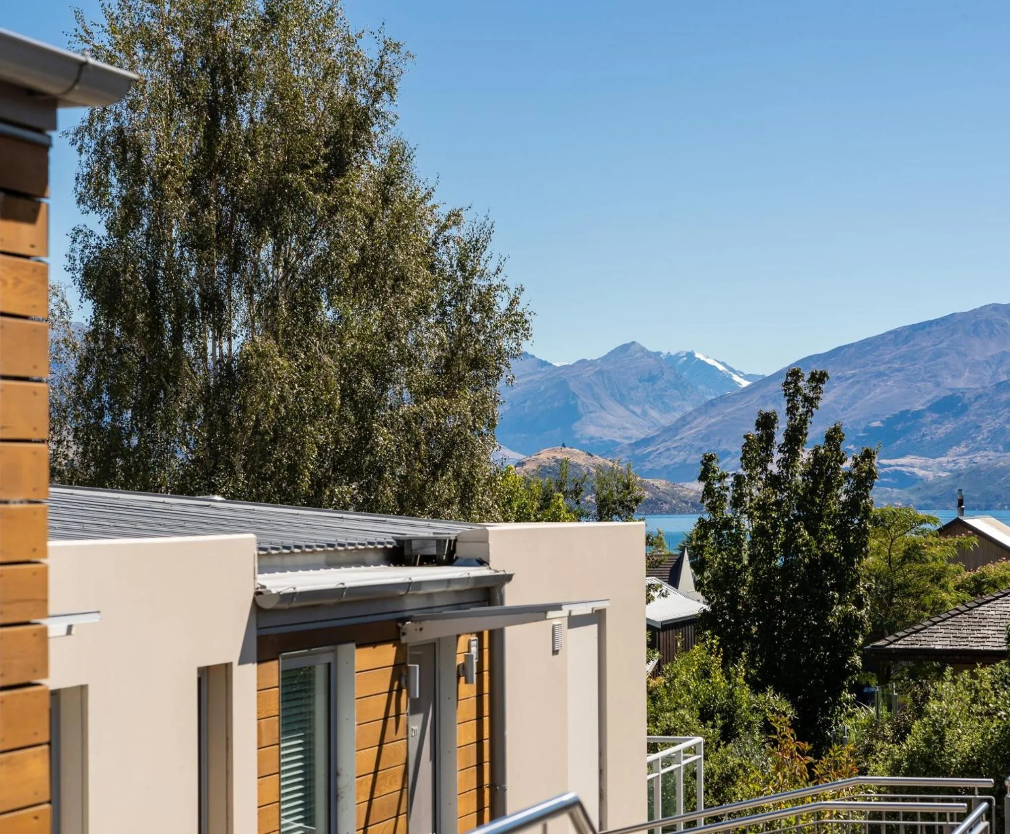 Mountain view in Belvedere Apartments